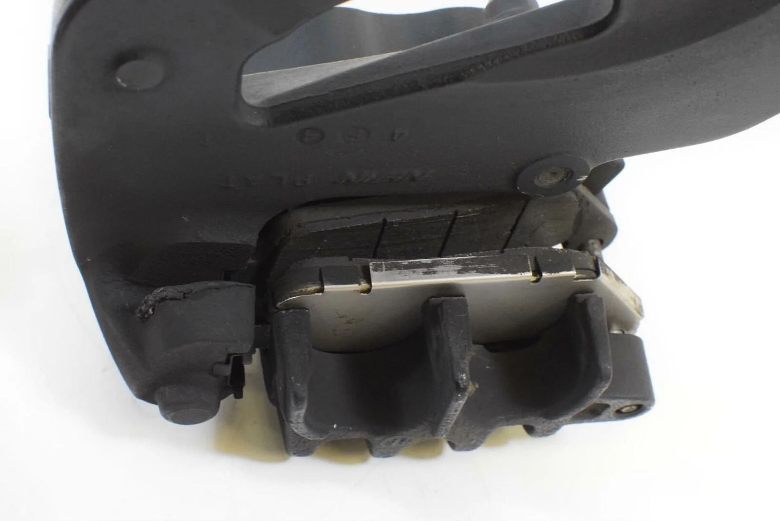 2015 Victory Gunner 106ci Rear Non-Abs Brake Caliper 1911948-266 - Image 6