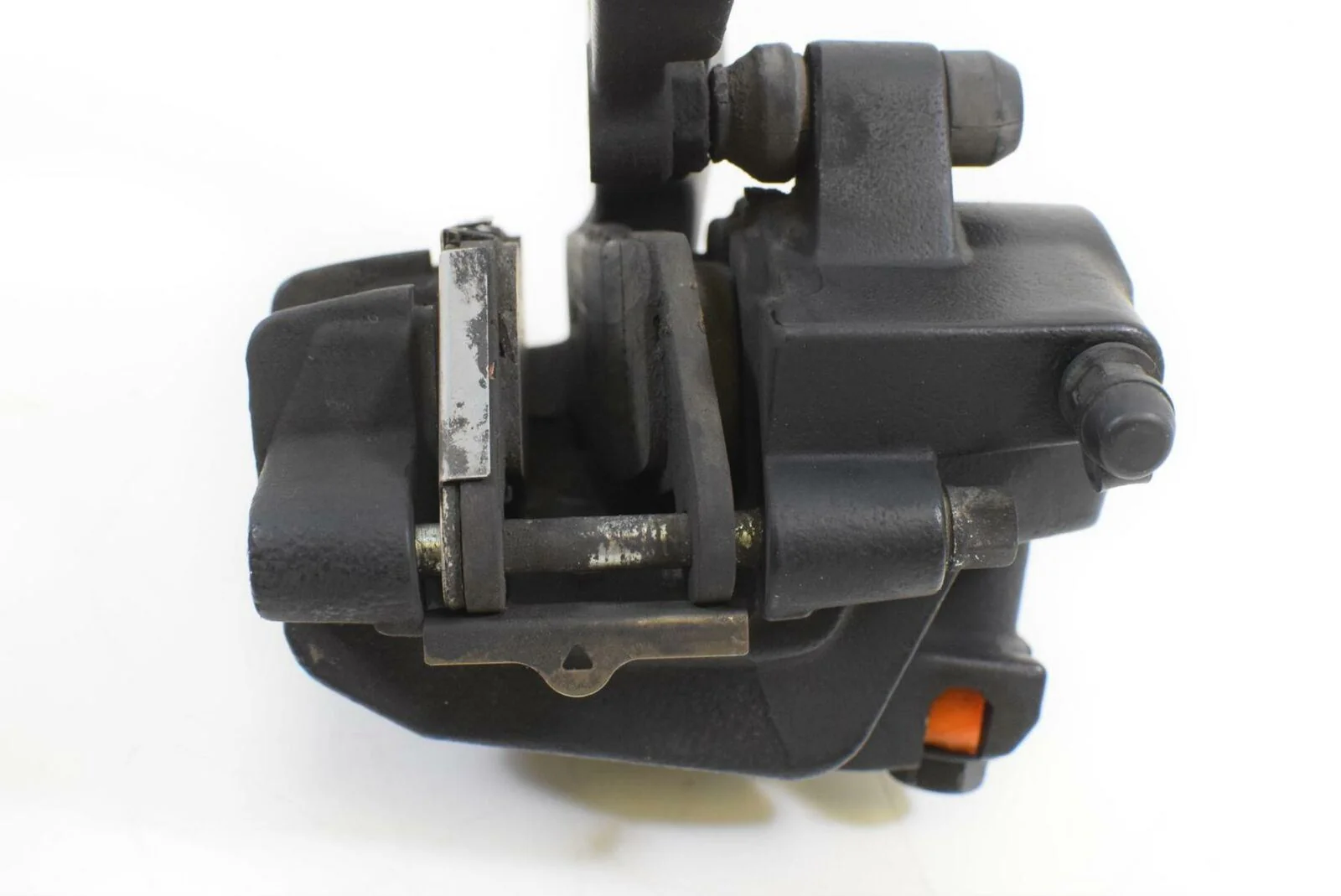 2015 Victory Gunner 106ci Rear Non-Abs Brake Caliper 1911948-266 - Image 7