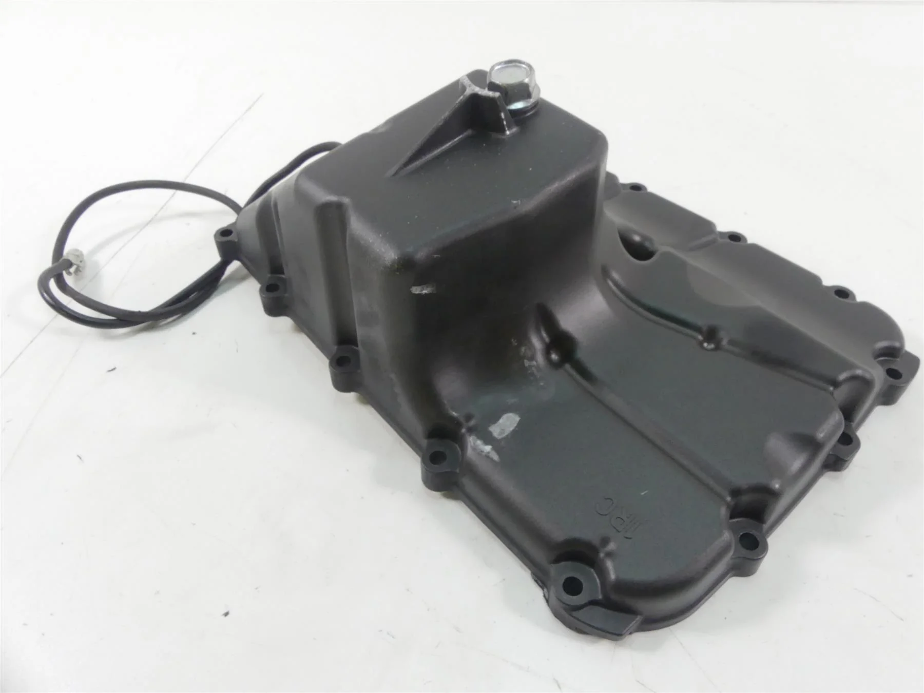 2015 Yamaha MT09 FZ09 Oil Pan Bottom Lower Engine Cover B56-13400-10-00 - Image 8