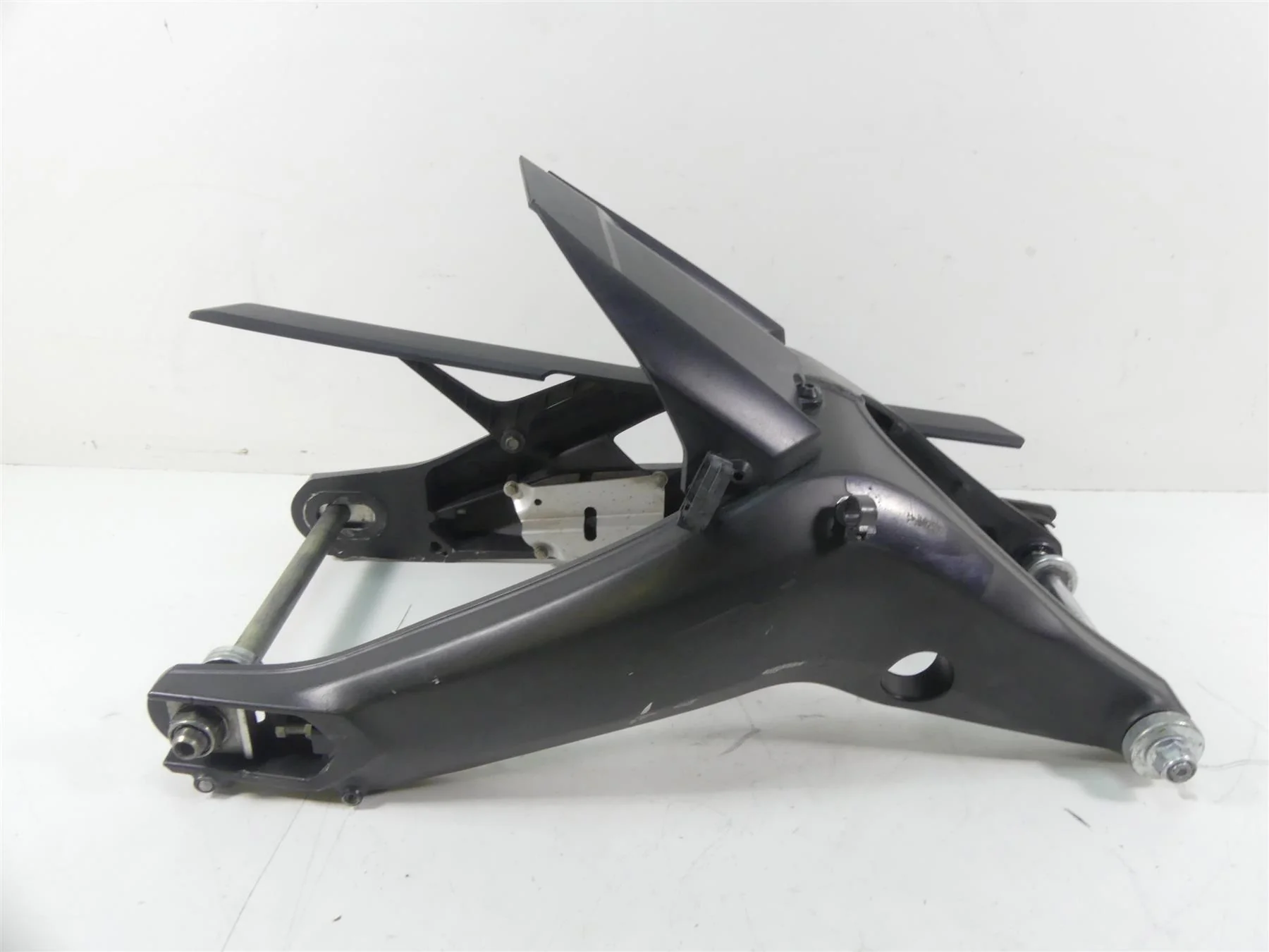 2015 Yamaha MT09 FZ09 Straight Rear Swing Arm Fork Swingarm 1RC-22110-01-00 - Image 2