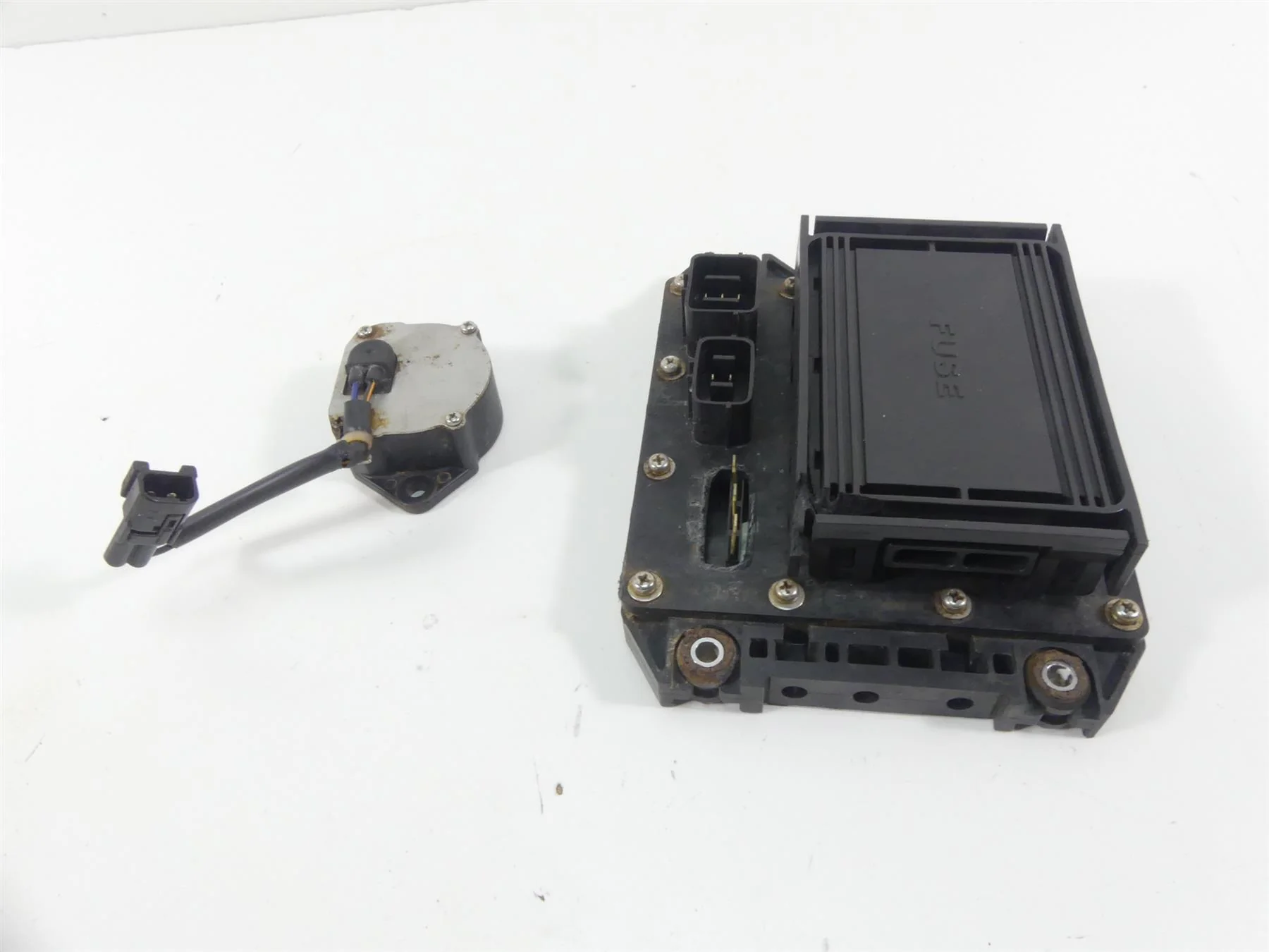 2015 Yamaha Waverunner Cruiser VX1100 Fuse Box Panel Module - Read 6EX-82170-00 - Image 5