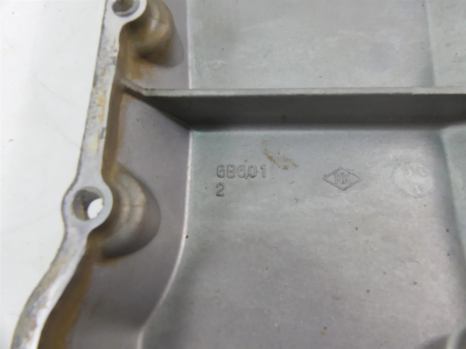 2015 Yamaha Waverunner Cruiser VX1100 Lower Engine Oil Pan Cover 6B6-1310A-01-94 - Image 4