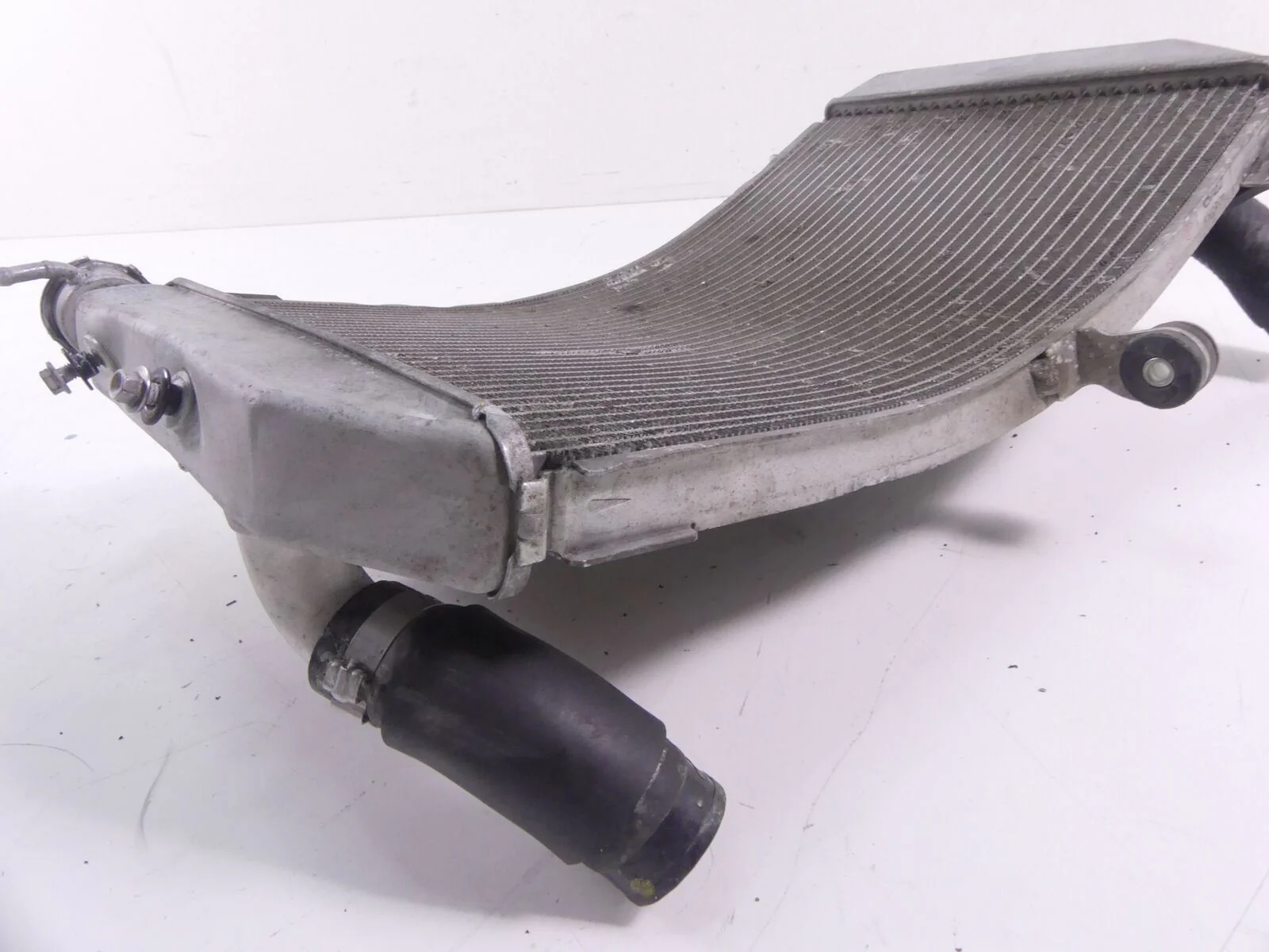 2015 Yamaha YZF-R1M Radiator Cooler Fan & Hoses Set - Read 2CR-12461-00-00 - Image 11