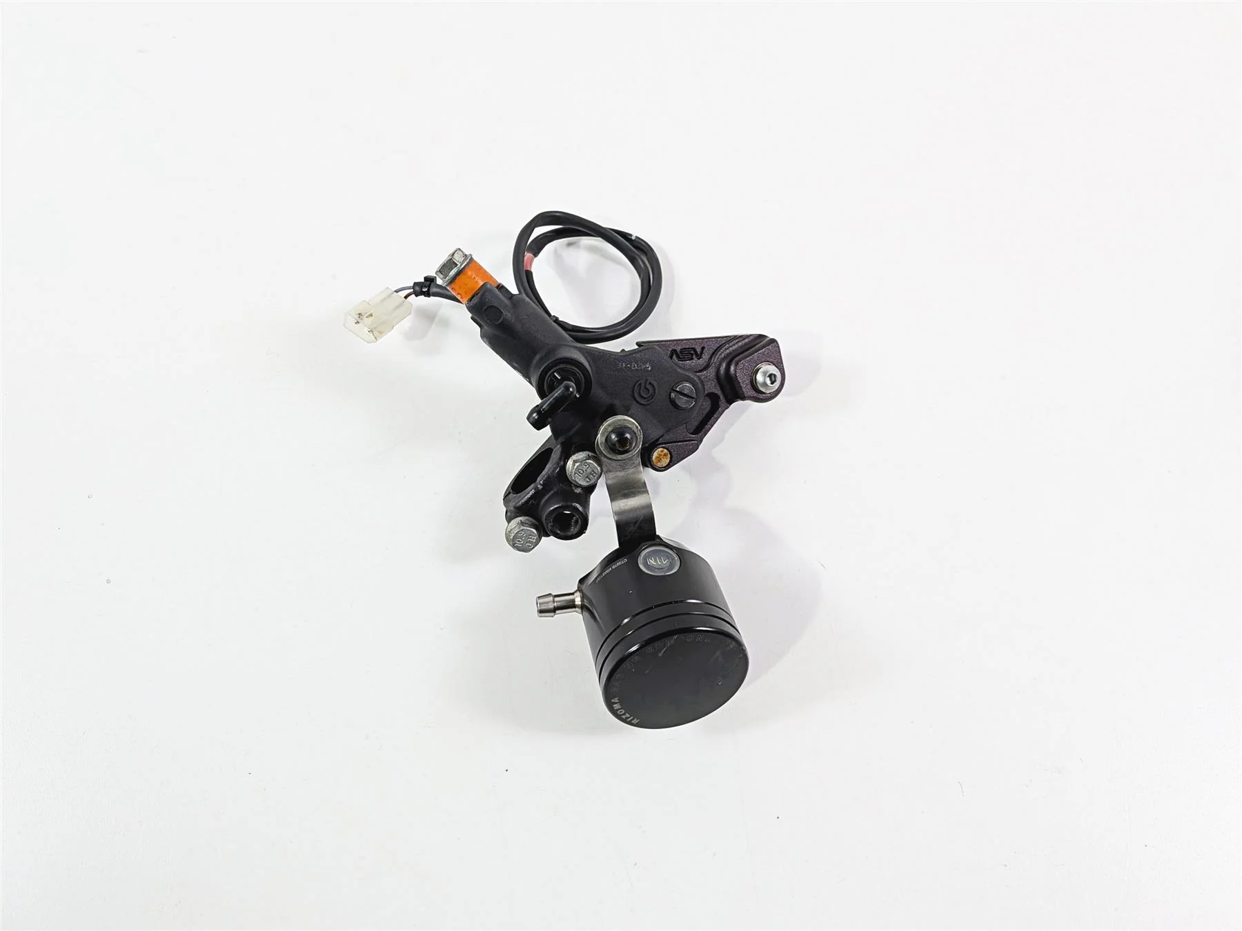 2016 Aprilia RSV 1100 Tuono V4 Factory Brembo Front Brake Master Cylinder B044605