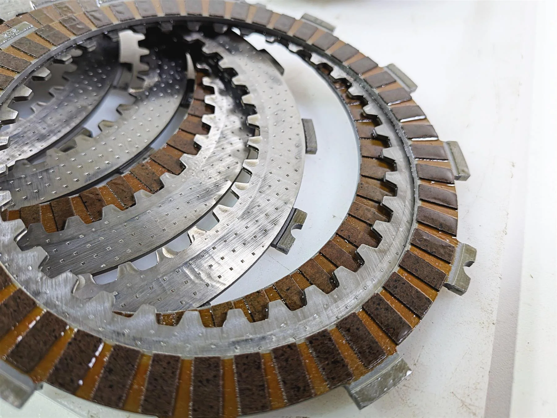 2016 Aprilia RSV 1100 Tuono V4 Factory Clutch Basket & Friction Disc Set 893773 - Image 7