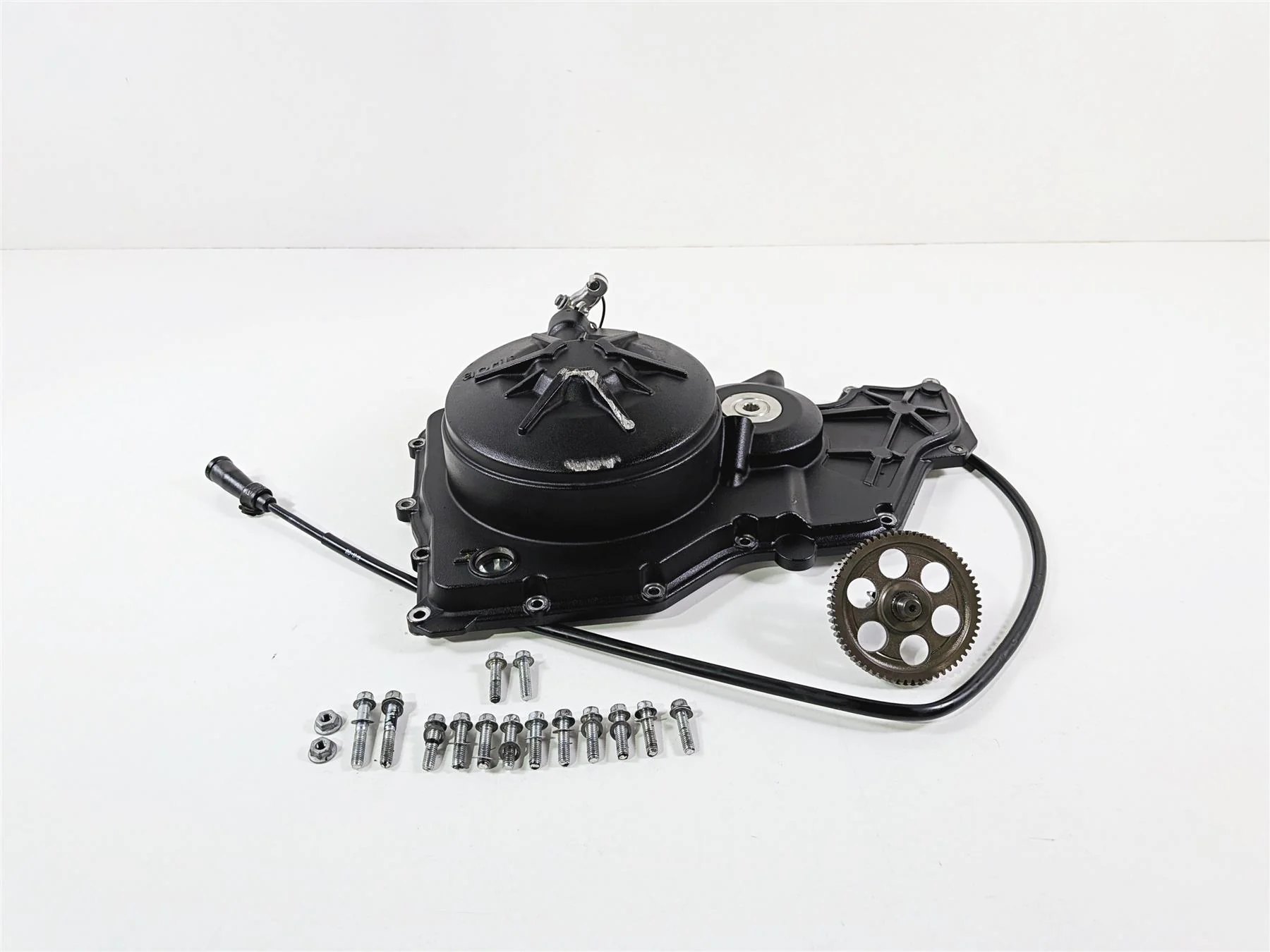 2016 Aprilia RSV 1100 Tuono V4 Factory Clutch Cover 89950200XNB - Image 2