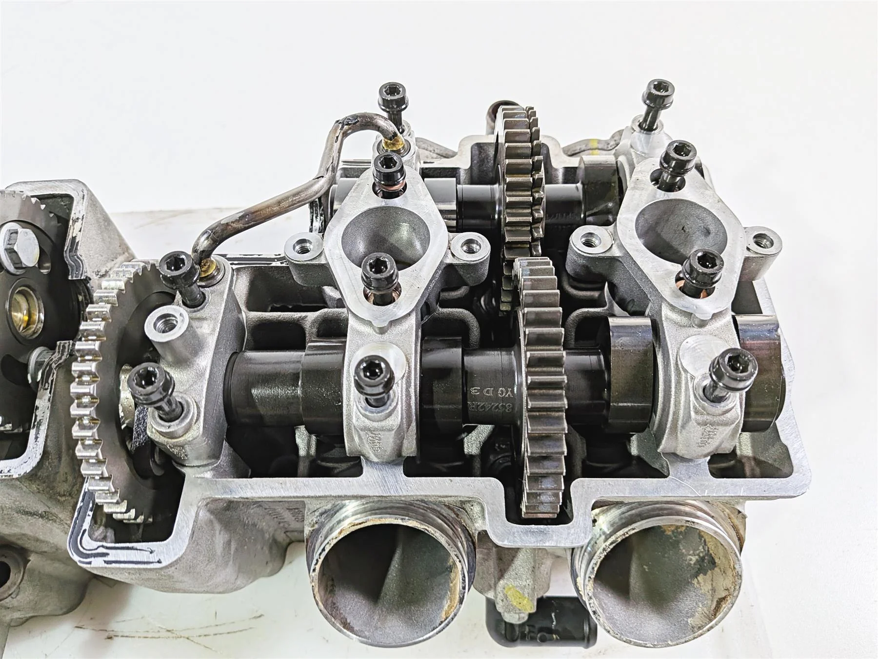 2016 Aprilia RSV 1100 Tuono V4 Factory Cylinder Head & Cam Shaft Set 8986822 - Image 10