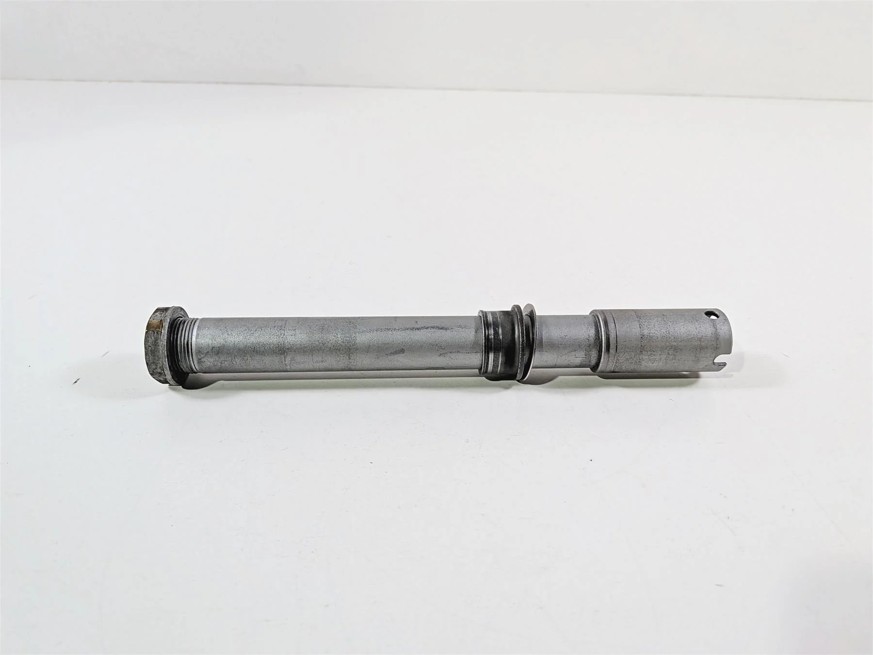 2016 Aprilia RSV 1100 Tuono V4 Factory Front Axle Wheel Spindle 85263R - Image 4