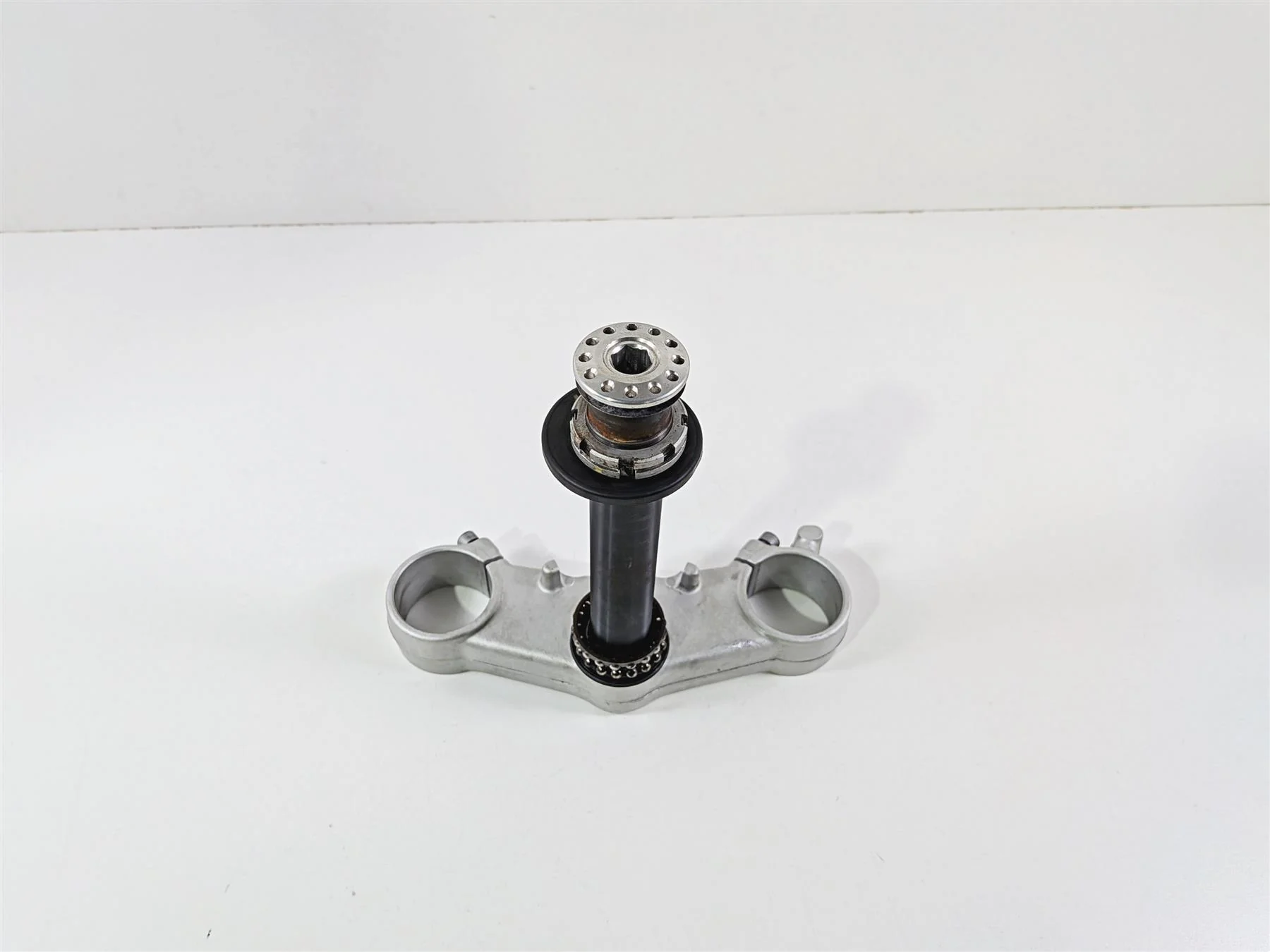 2016 Aprilia RSV 1100 Tuono V4 Factory Lower Triple Tree Steering Clamp 2B001680 - Image 13