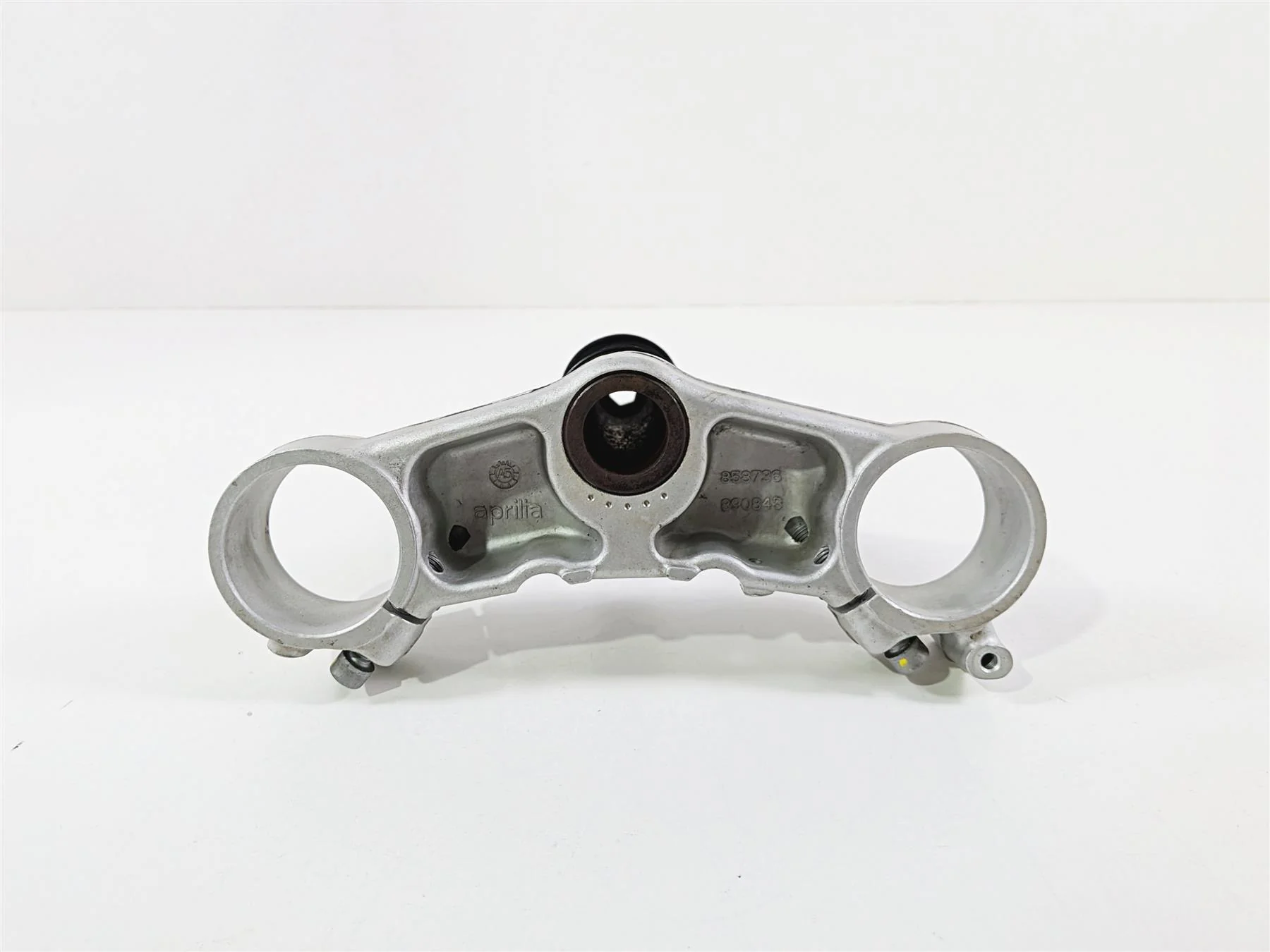 2016 Aprilia RSV 1100 Tuono V4 Factory Lower Triple Tree Steering Clamp 2B001680 - Image 3
