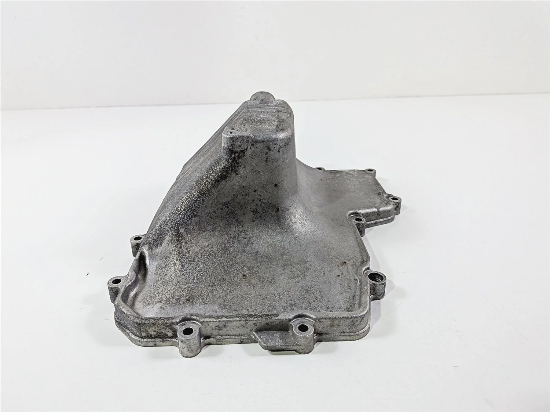 2016 Aprilia RSV 1100 Tuono V4 Factory Oil Pan Lower Engine Cover 8997555 - Image 4