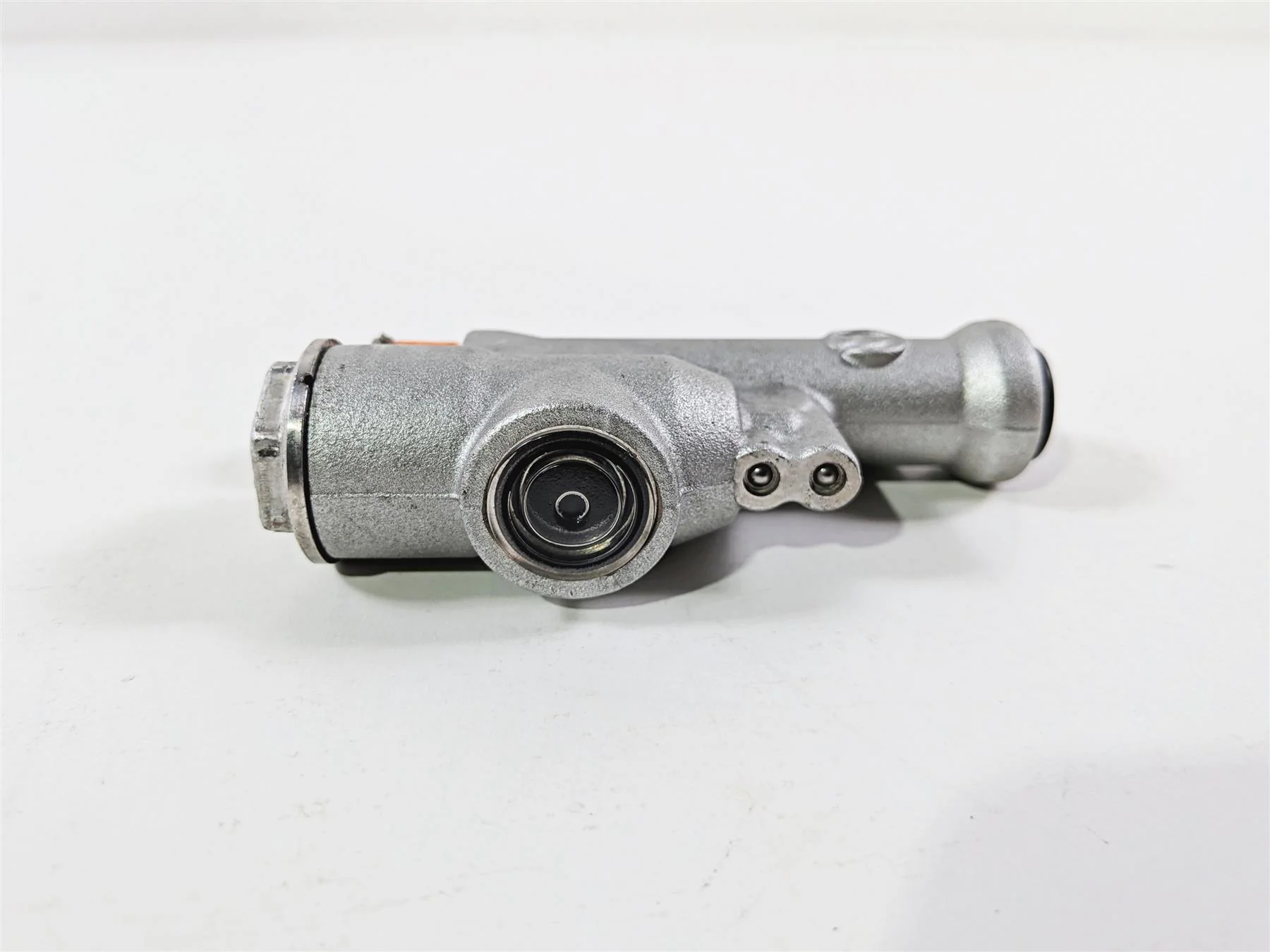 2016 Aprilia RSV 1100 Tuono V4 Factory Rear Brembo Brake Master Cylinder B044586 - Image 6