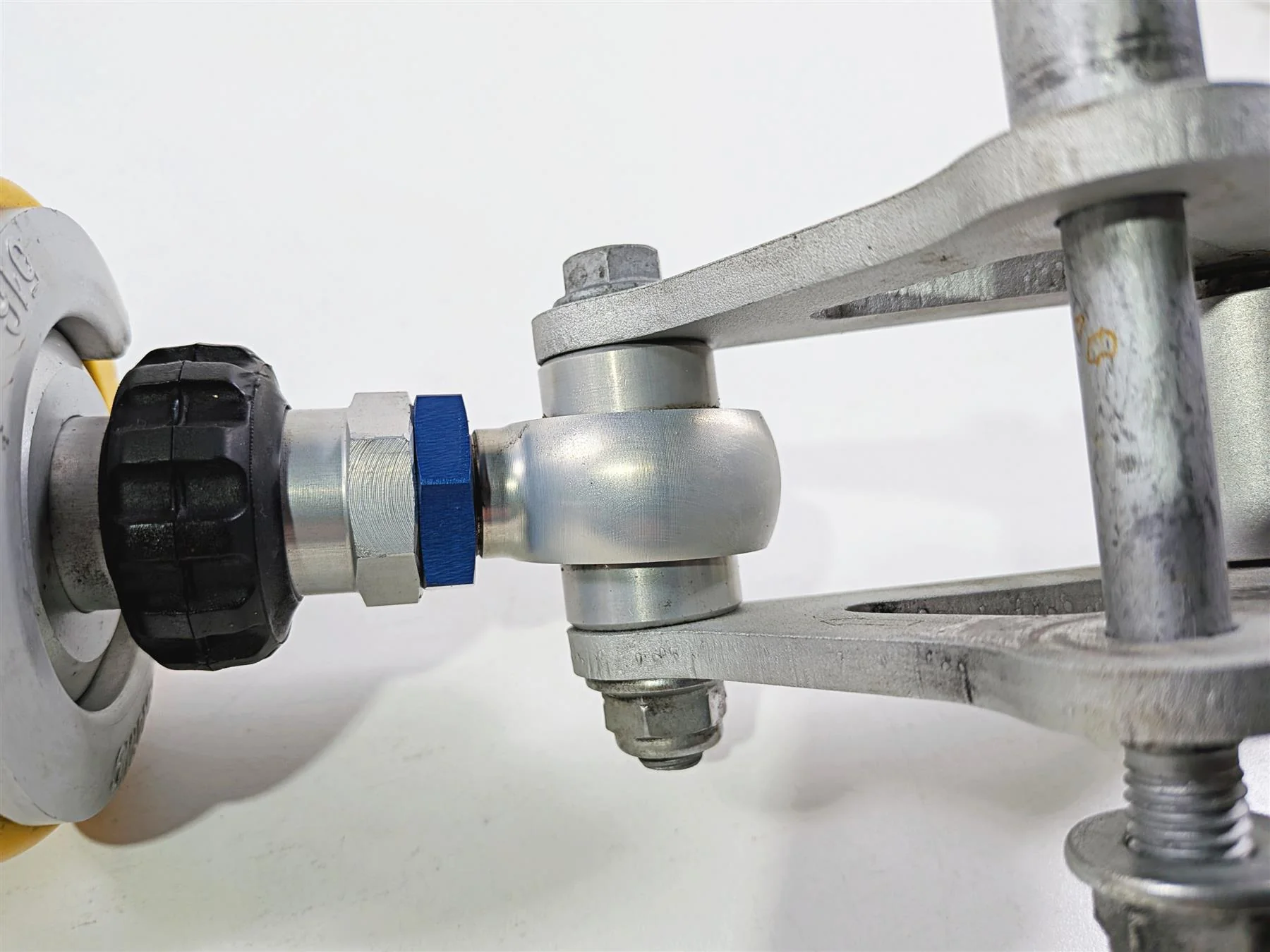 2016 Aprilia RSV 1100 Tuono V4 Factory Rear Ohlins Shock Damper 2B001705 - Image 7