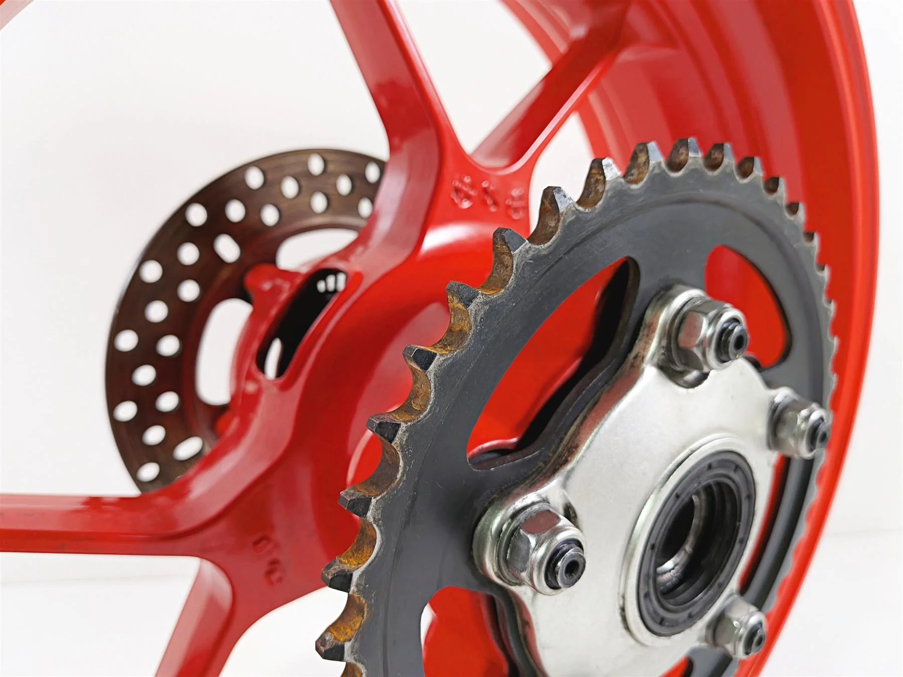 2016 Aprilia RSV 1100 Tuono V4 Factory Rear Red 17x6 Wheel Rim 2B002118 - Image 9