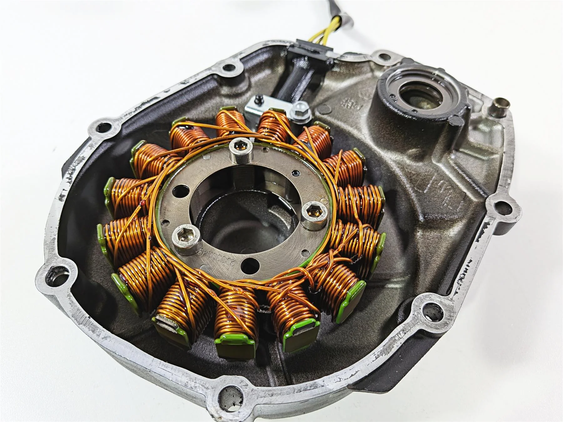 2016 Aprilia RSV 1100 Tuono V4 Factory Stator & Engine Side Cover 89841400XNB - Image 3