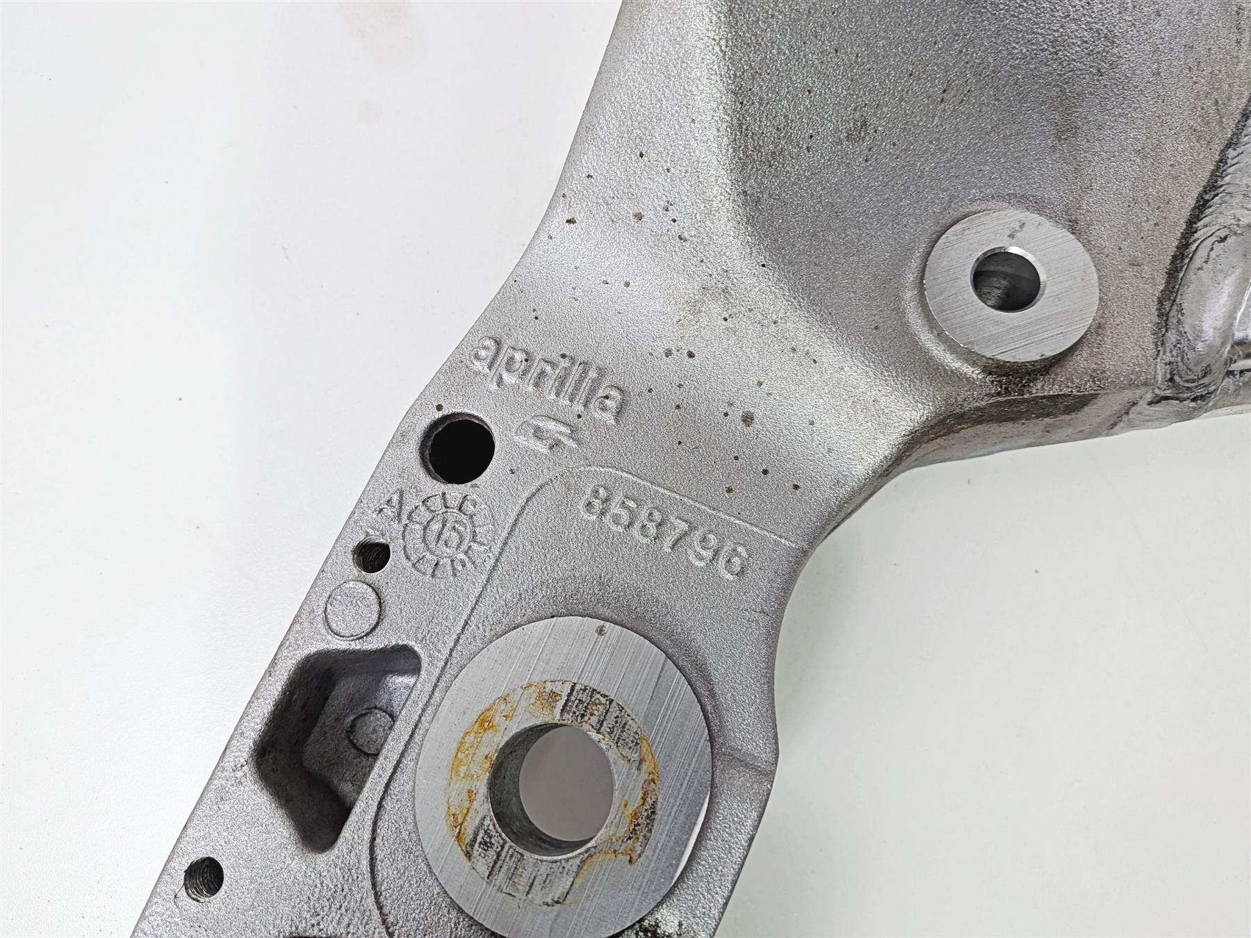 2016 Aprilia RSV 1100 Tuono V4 Factory Straight Main Frame Chassis Texas Salvage Title 858766 - Image 7