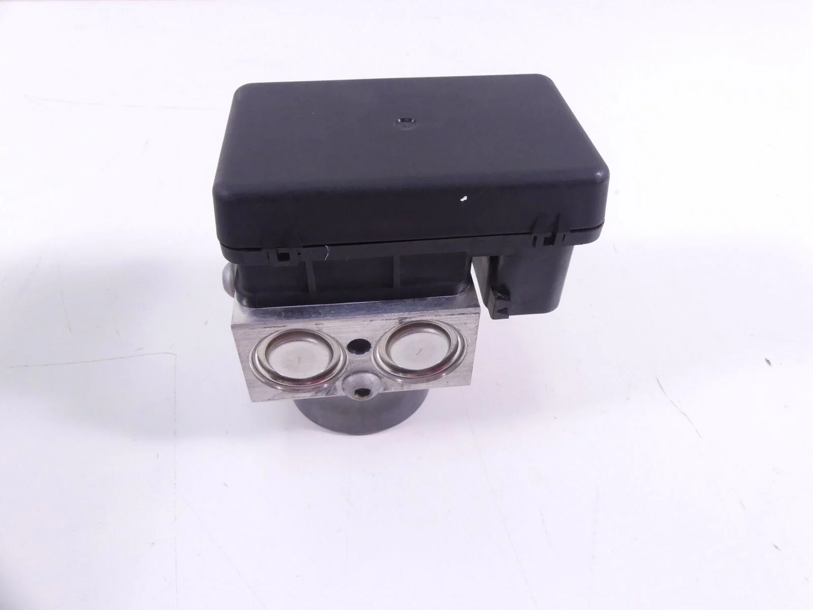 2016 Aprilia RSV 1100 Tuono V4 RR Abs Brake Pump Module B044588