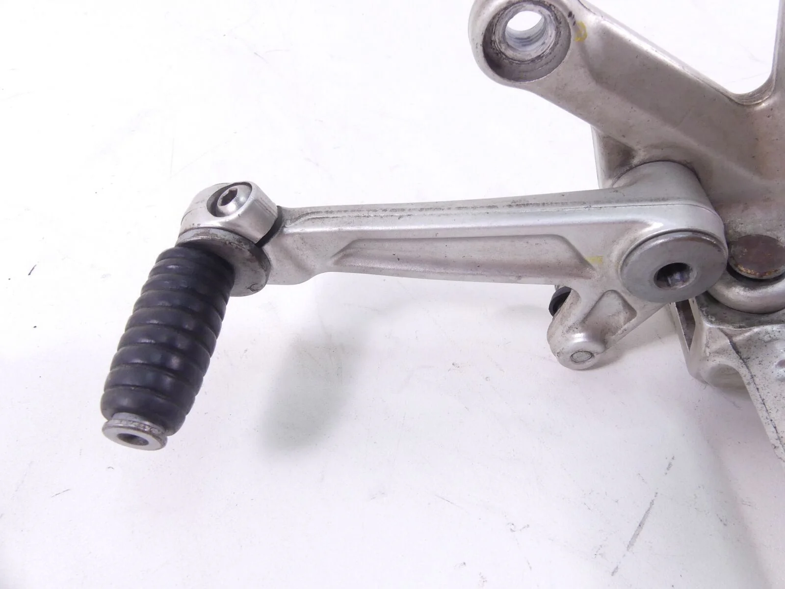 2016 Aprilia RSV 1100 Tuono V4 RR Front Left Foopteg & Shifter 897829 - Image 6
