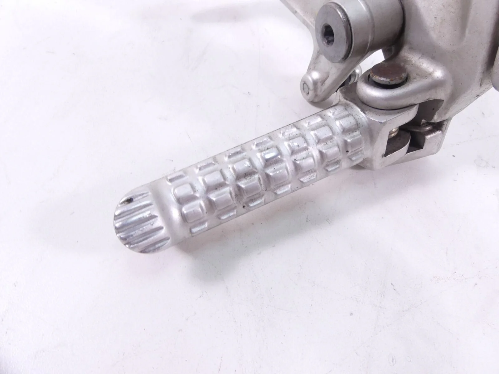 2016 Aprilia RSV 1100 Tuono V4 RR Front Left Foopteg & Shifter 897829 - Image 7