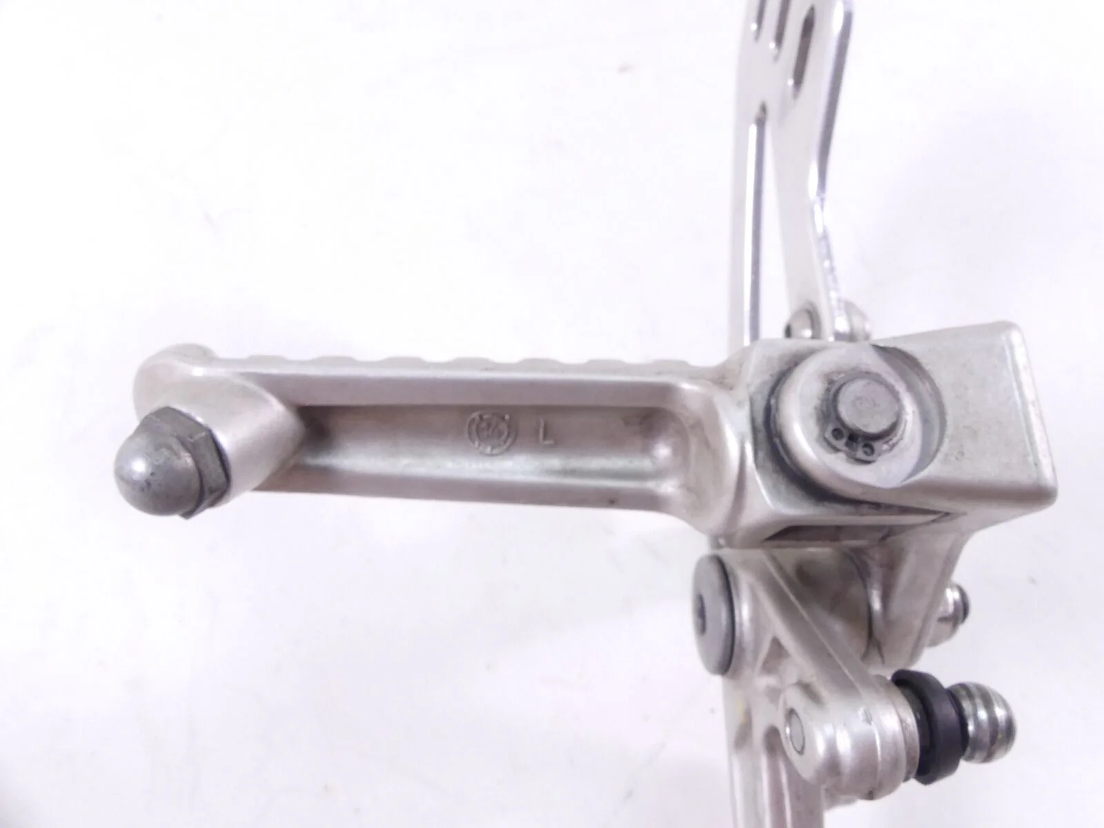 2016 Aprilia RSV 1100 Tuono V4 RR Front Left Foopteg & Shifter 897829 - Image 8