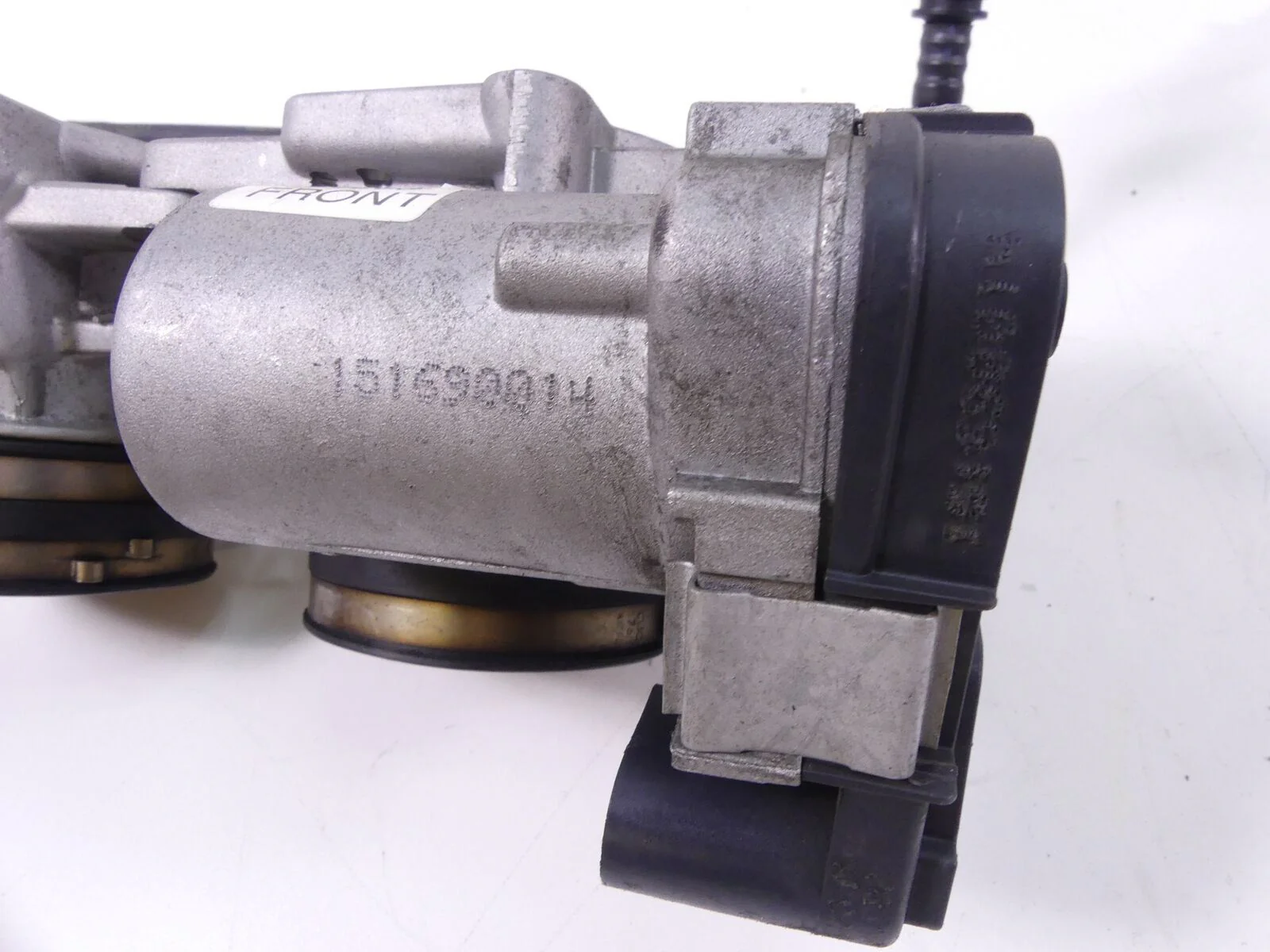 2016 Aprilia RSV 1100 Tuono V4 RR Throttle Body Fuel Injector Set 857303 857304 - Image 4