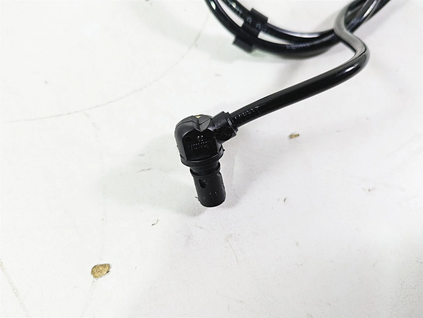 2016 BMW F800R K73 Front Abs Brake Wheel Speed Sensor 34527715117 - Image 12