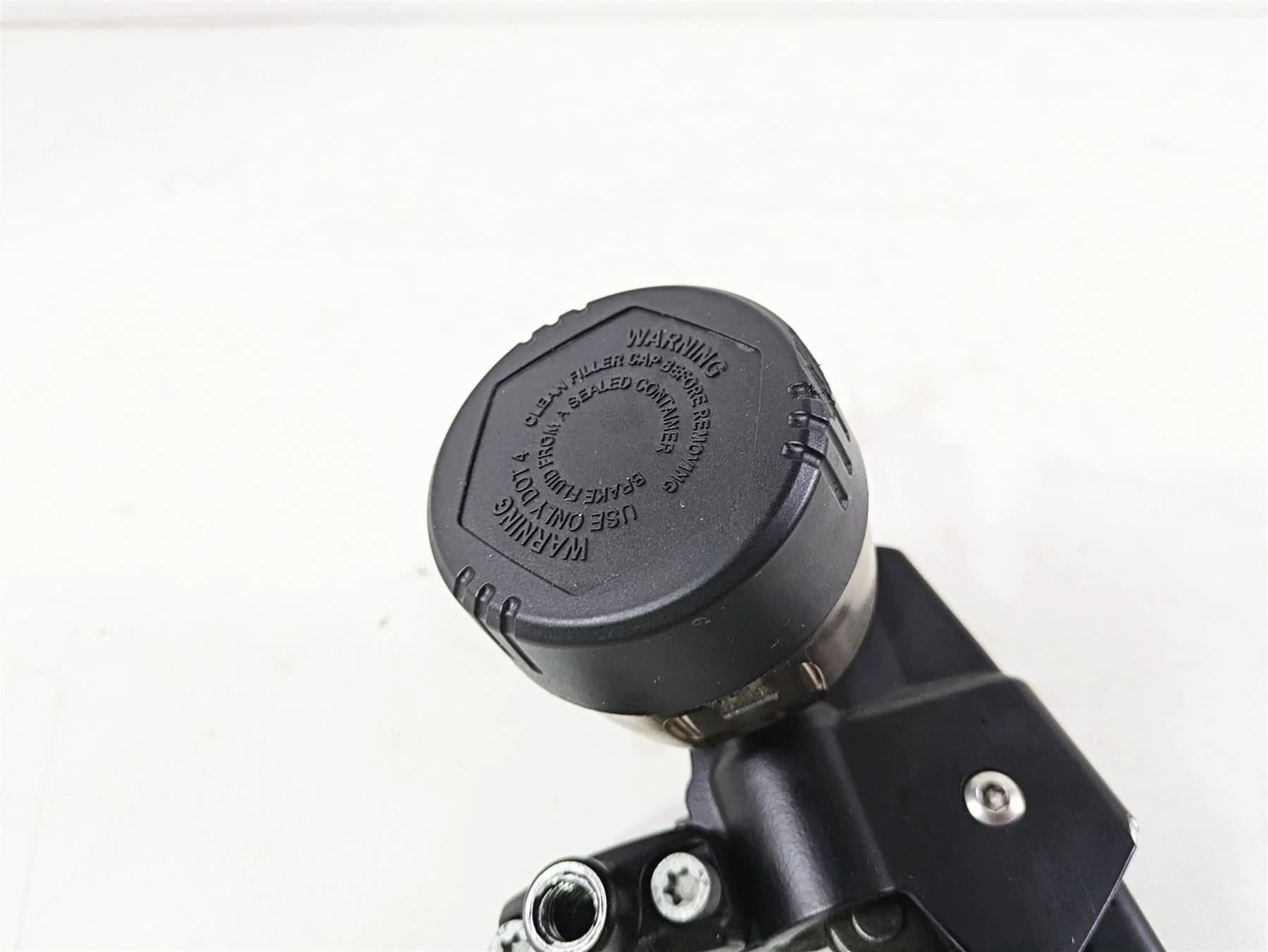 2016 BMW F800R K73 Front Brake Master Cylinder -Lever Rash 32728530045 - Image 8