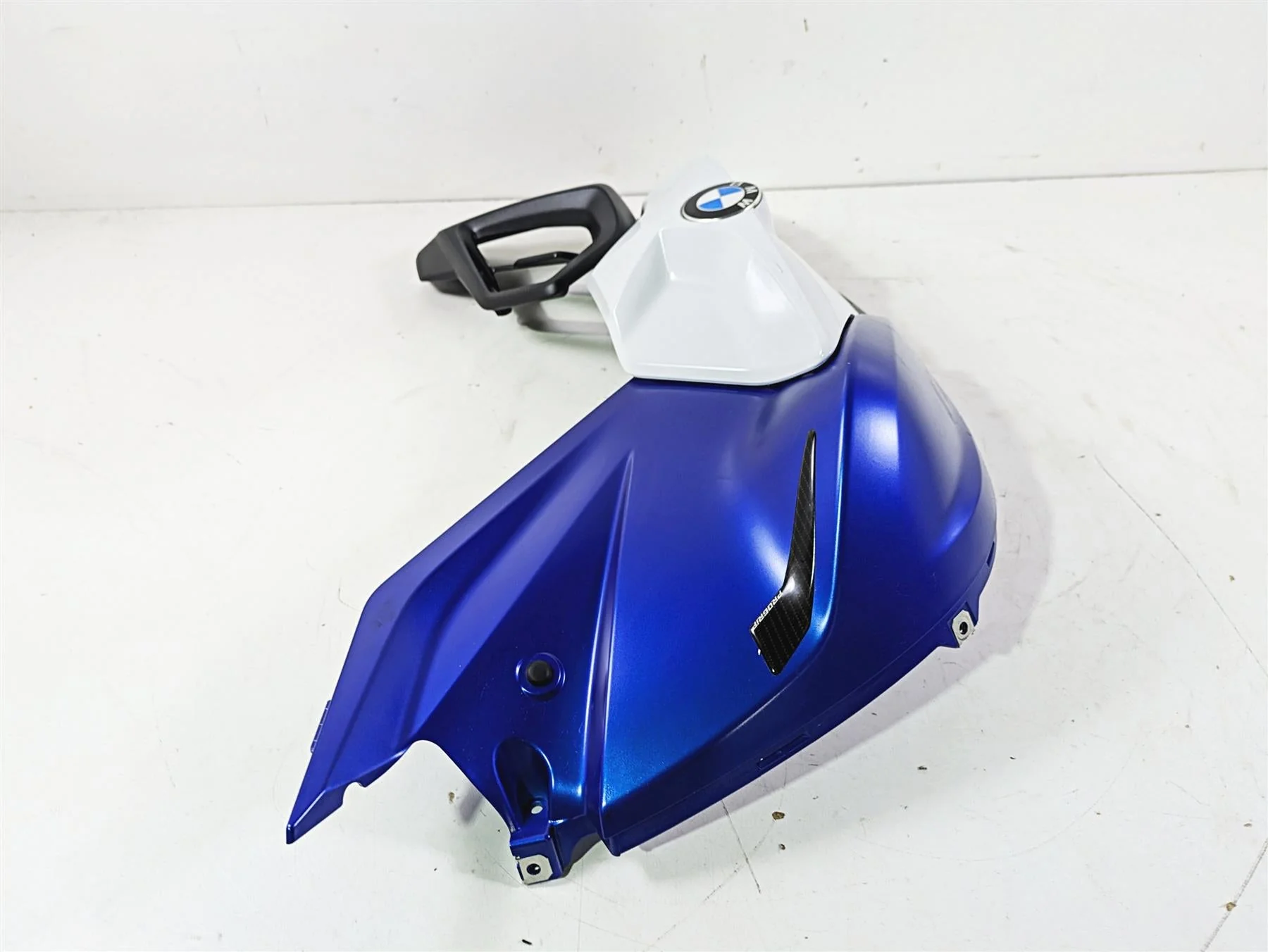 2016 BMW F800R K73 Left Tank Fairing Cover Blue White 46638530193 46637698111 - Image 4