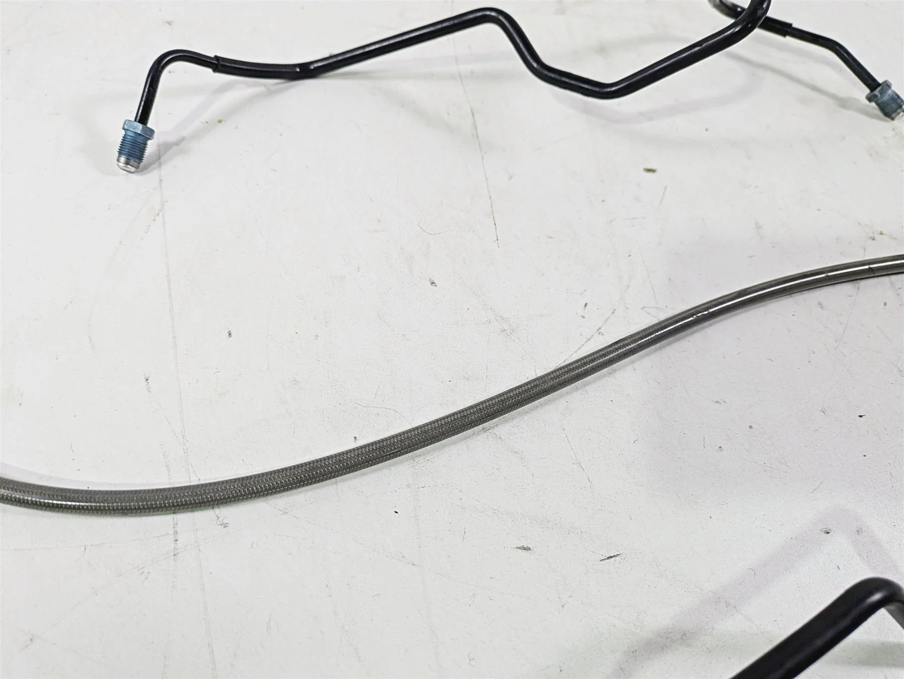 2016 BMW F800R K73 Rear Abs Brake Line Hose Set 34328528768 34327698823 - Image 9