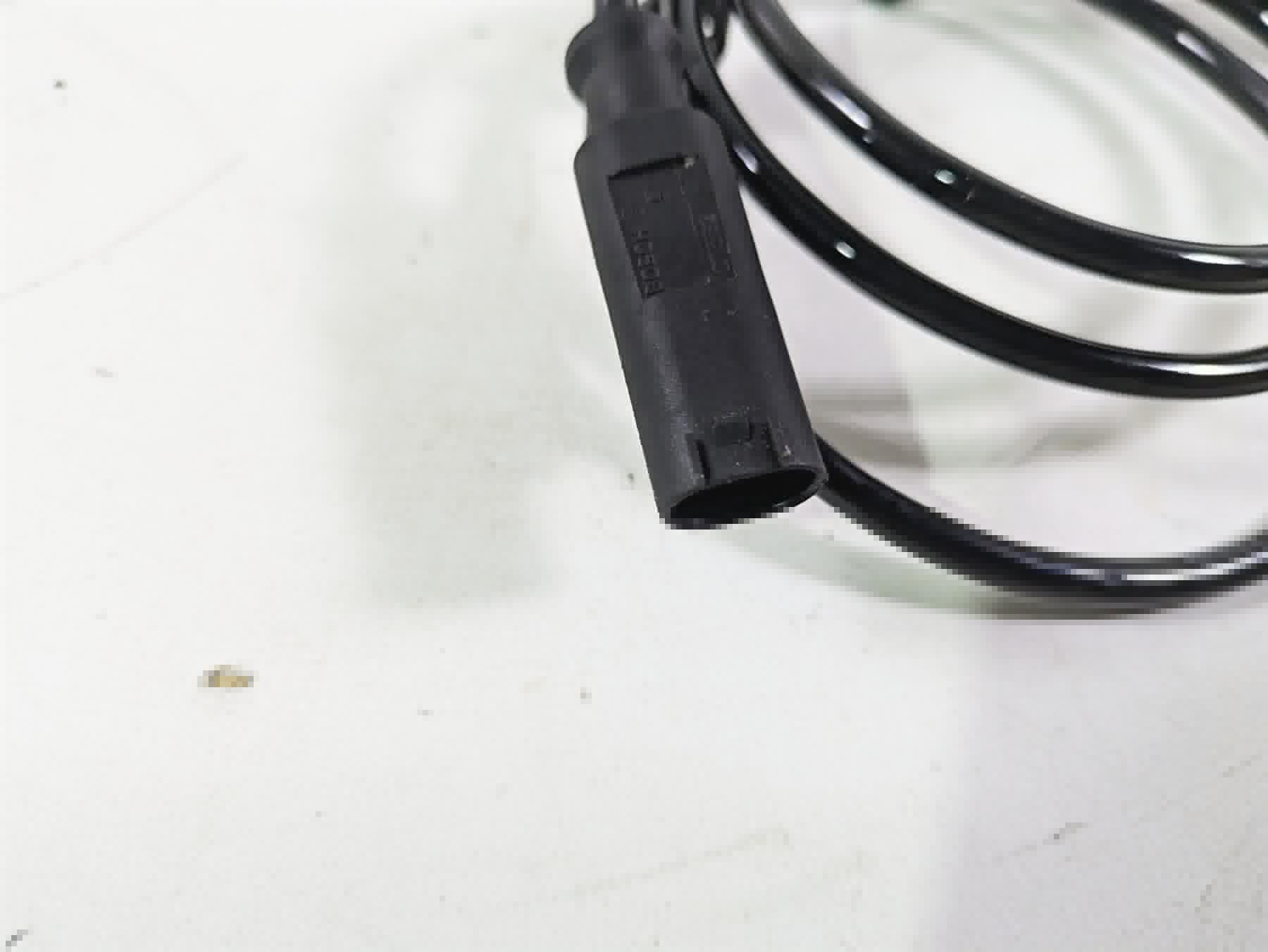 2016 BMW F800R K73 Rear Abs Brake Wheel Speed Sensor 34527715117 - Image 9