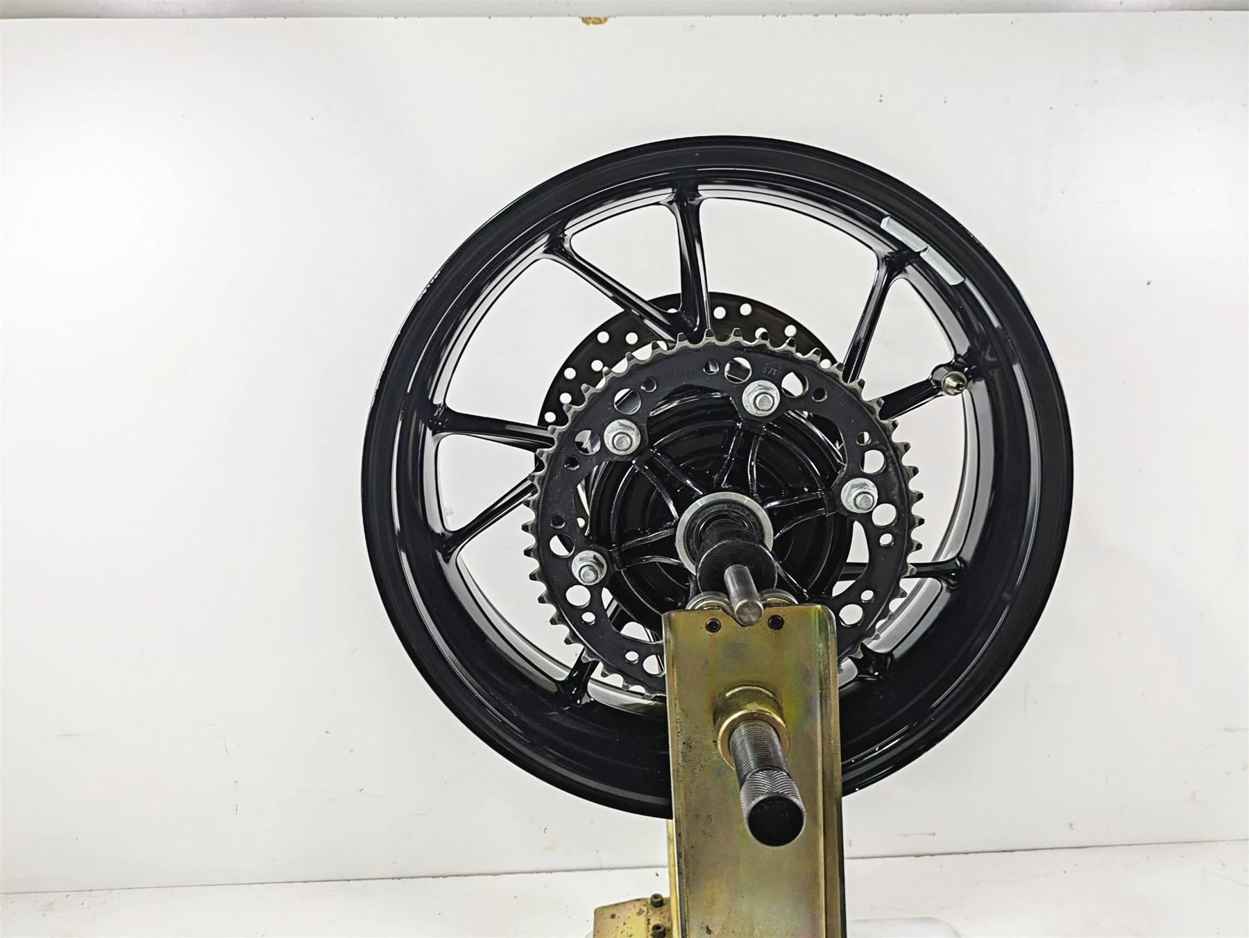 2016 BMW F800R K73 Straight Black Rear Wheel Rim 17x5.5 36318551414 - Image 5