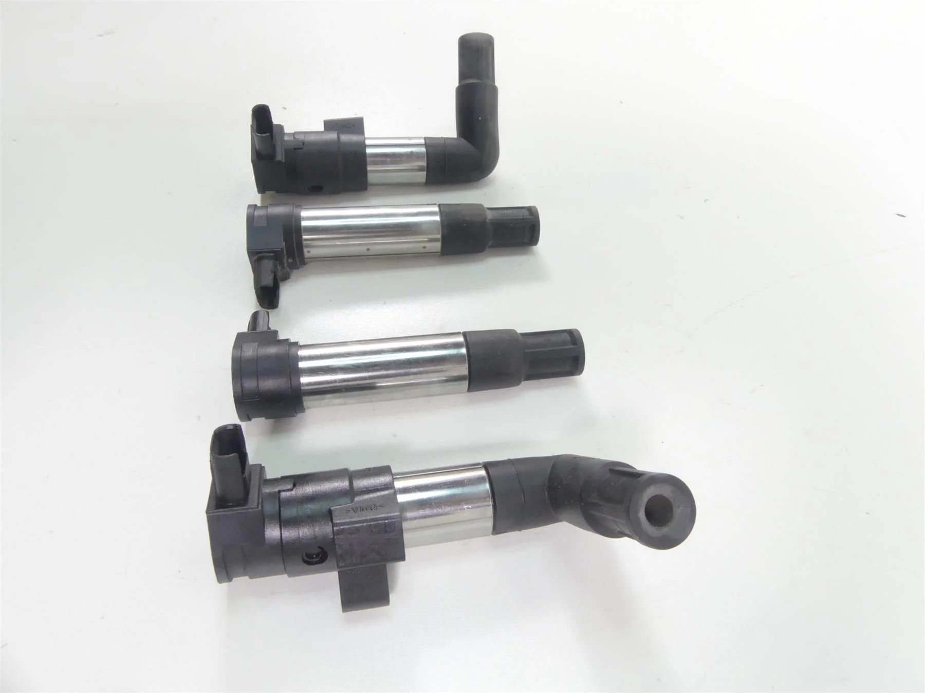 2016 BMW R nineT R9T K21 Ignition Coil Stick Coils Set 12137715847 12137715857 - Image 3