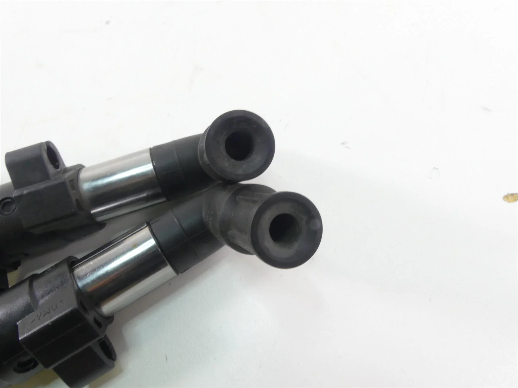 2016 BMW R nineT R9T K21 Ignition Coil Stick Coils Set 12137715847 12137715857 - Image 7