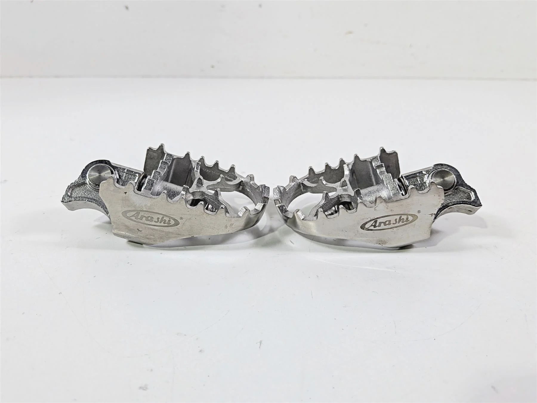 2016 BMW R1200 GS K50 Arashi Rider Foot Peg Footpeg Set AF076 - Image 4