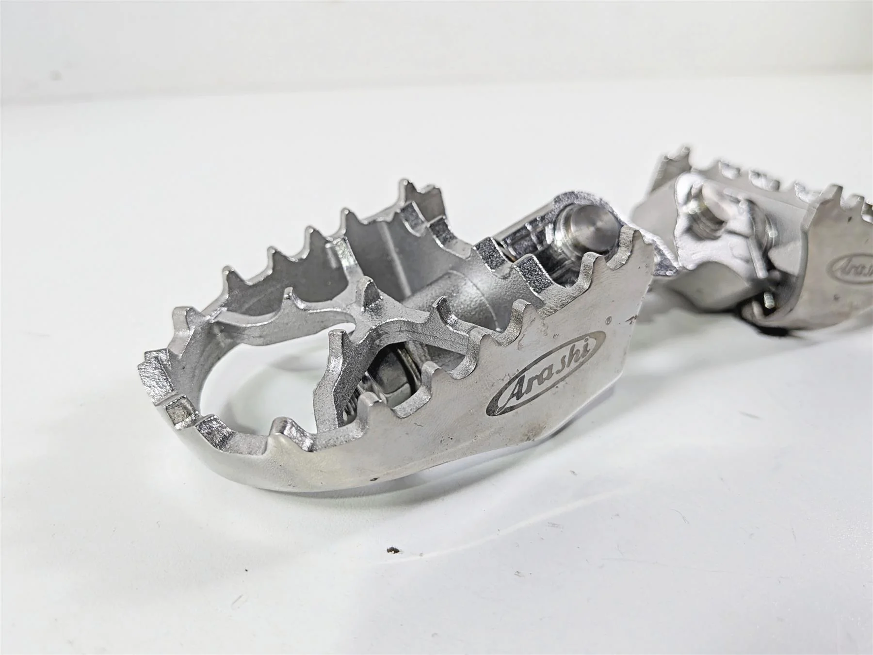 2016 BMW R1200 GS K50 Arashi Rider Foot Peg Footpeg Set AF076 - Image 9