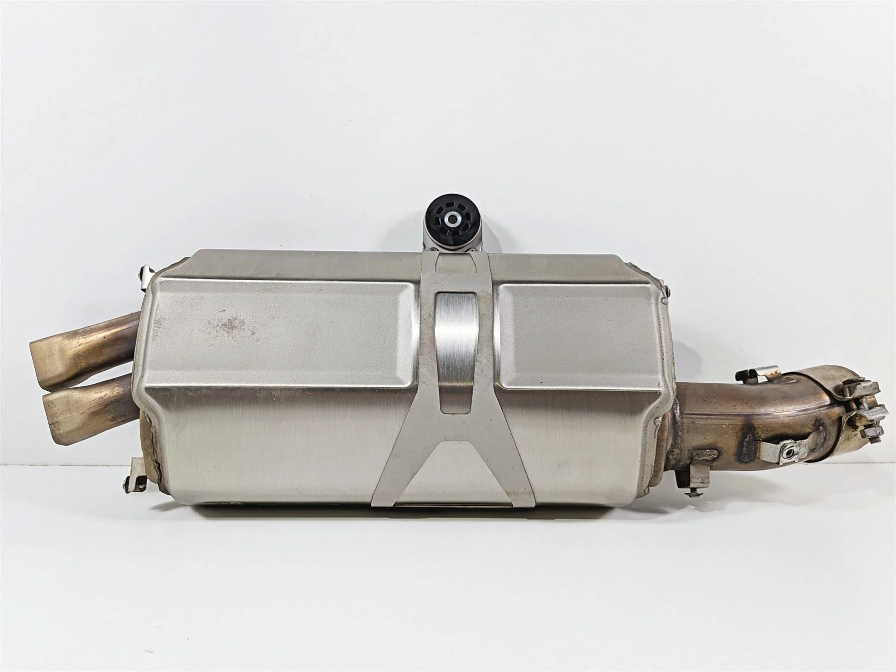 2016 BMW R1200 GS K50 Exhaust Pipe Muffler 18518525082 - Image 9