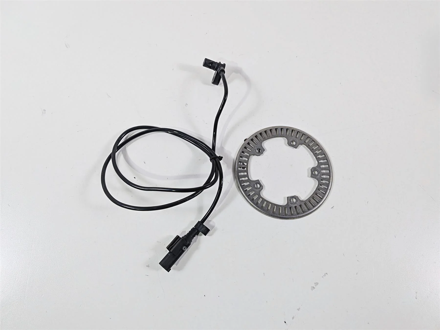 2016 BMW R1200 GS K50 Front Abs Brake Wheel Speed Sensor 34528551611