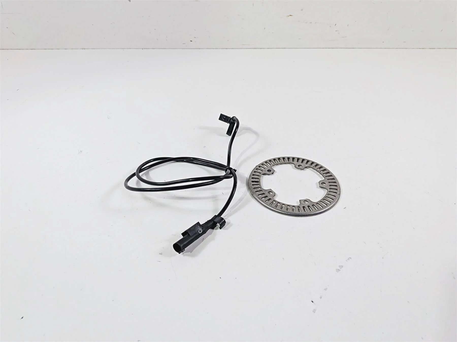 2016 BMW R1200 GS K50 Front Abs Brake Wheel Speed Sensor 34528551611 - Image 2