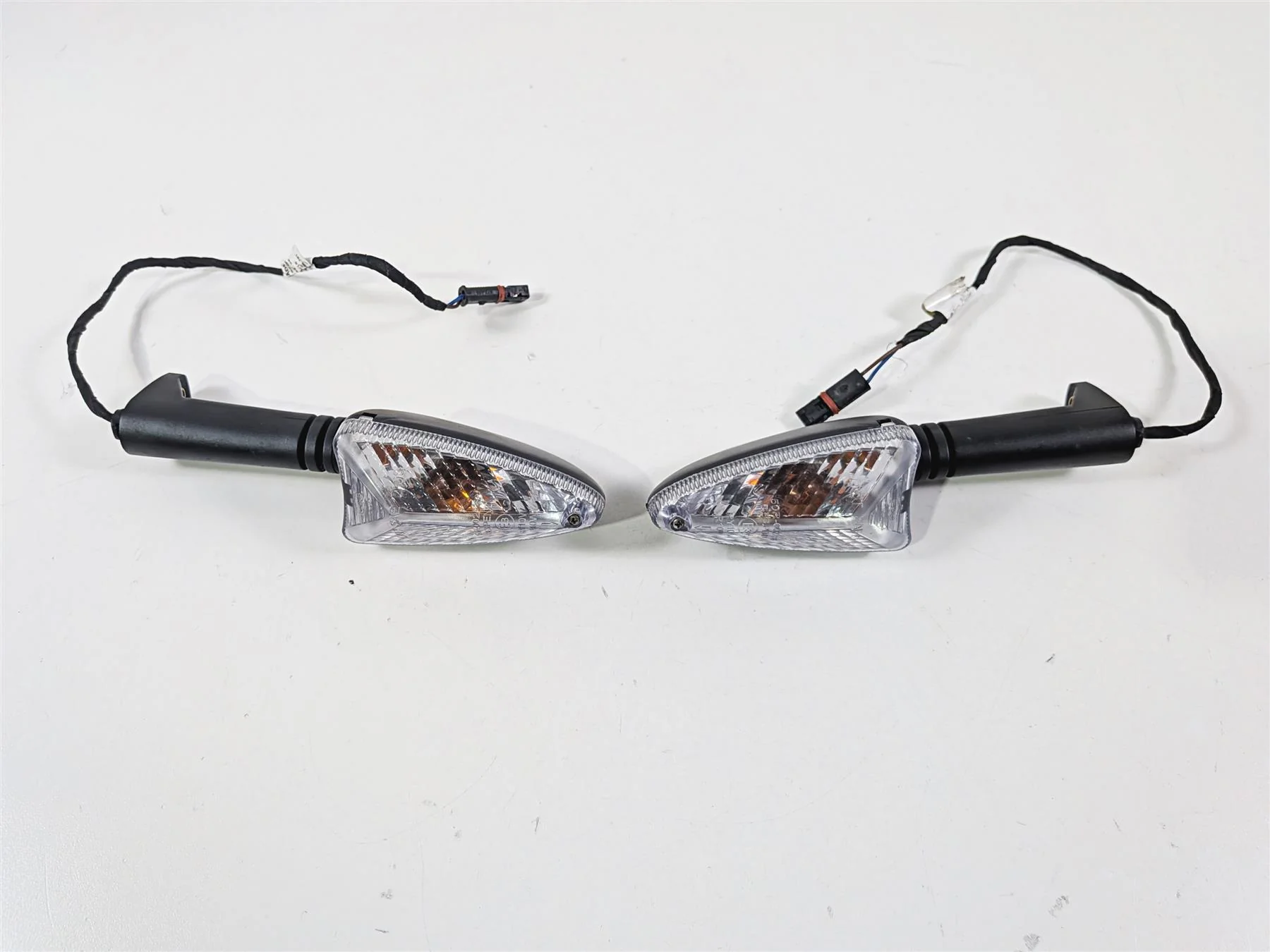 2016 BMW R1200 GS K50 Front Blinker Turn Signal Set 63138534353