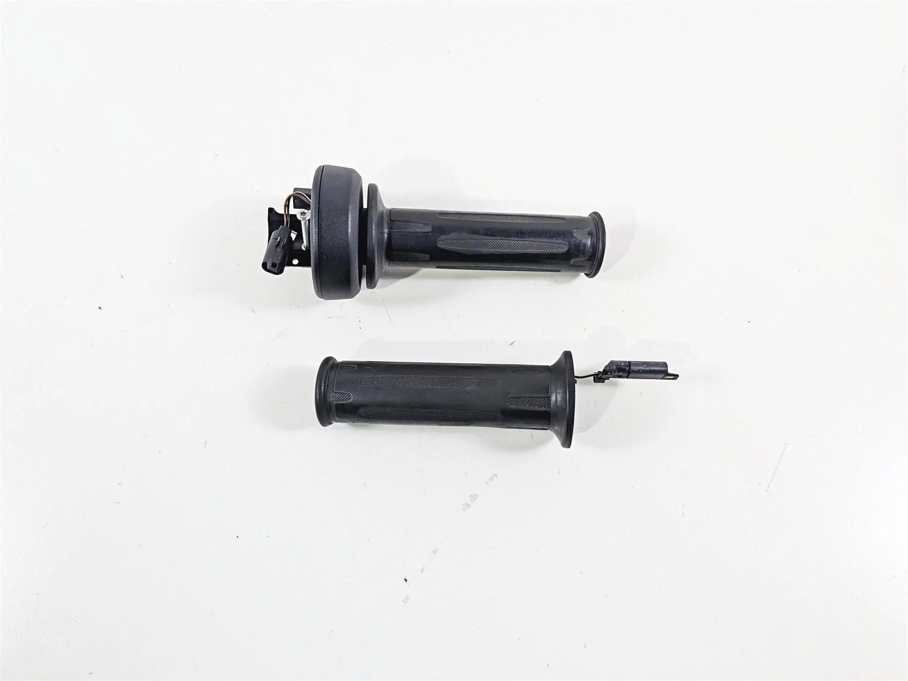 2016 BMW R1200 GS K50 Heated Hand Grip Cruise Set 61318552115 61318552120