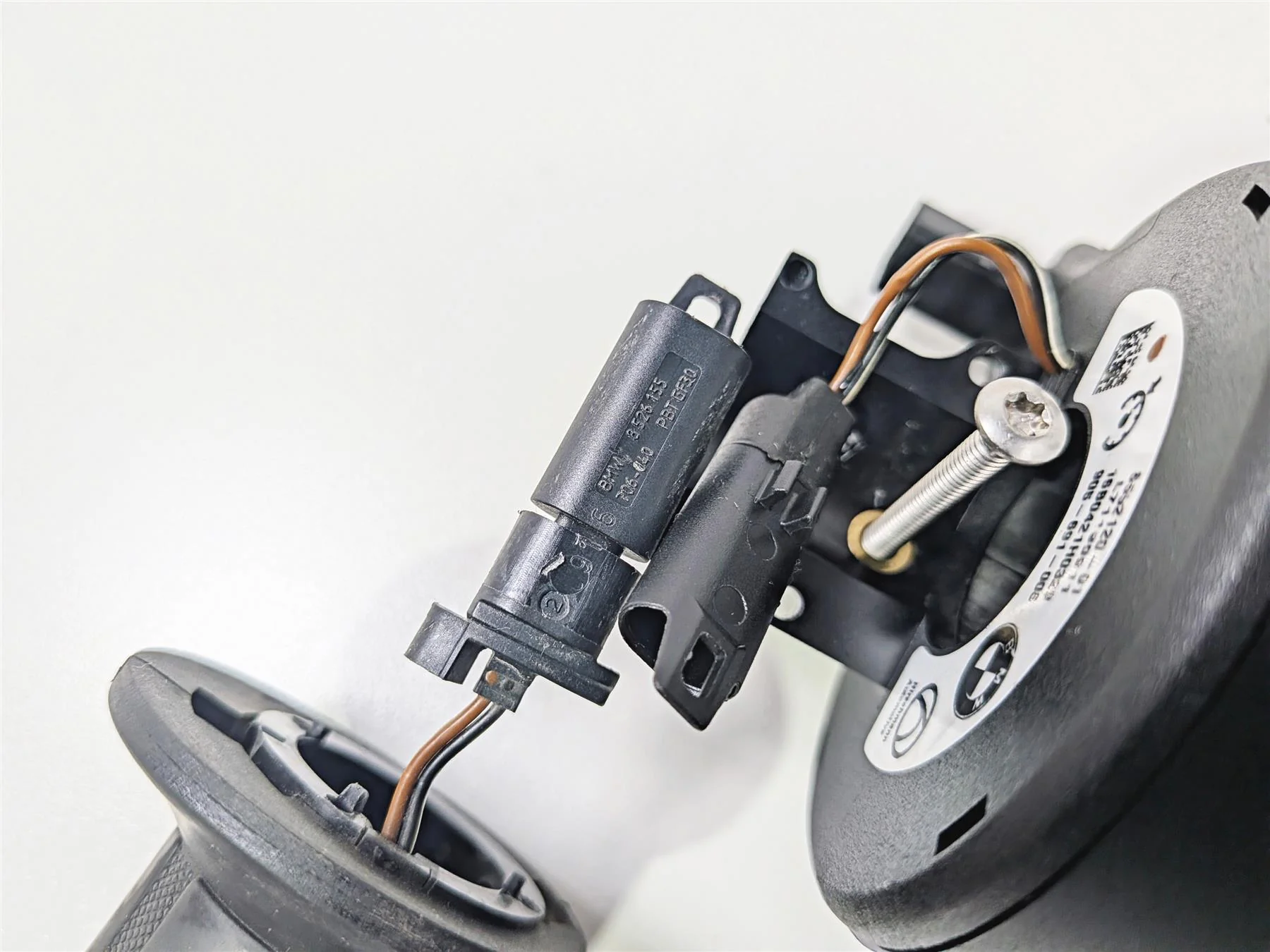 2016 BMW R1200 GS K50 Heated Hand Grip Cruise Set 61318552115 61318552120 - Image 11