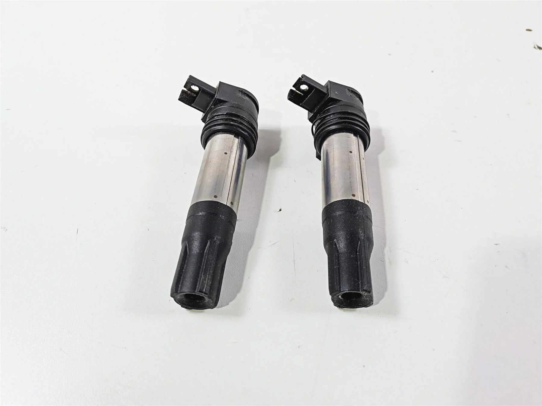 2016 BMW R1200 GS K50 Ignition Coil Stick Coils Set 12138526677 - Image 4