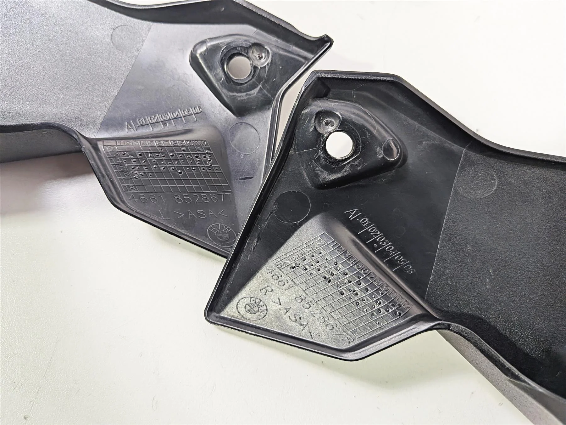 2016 BMW R1200 GS K50 Plastic Cover Infill Fairing Set 46638528675 46638528676 - Image 12
