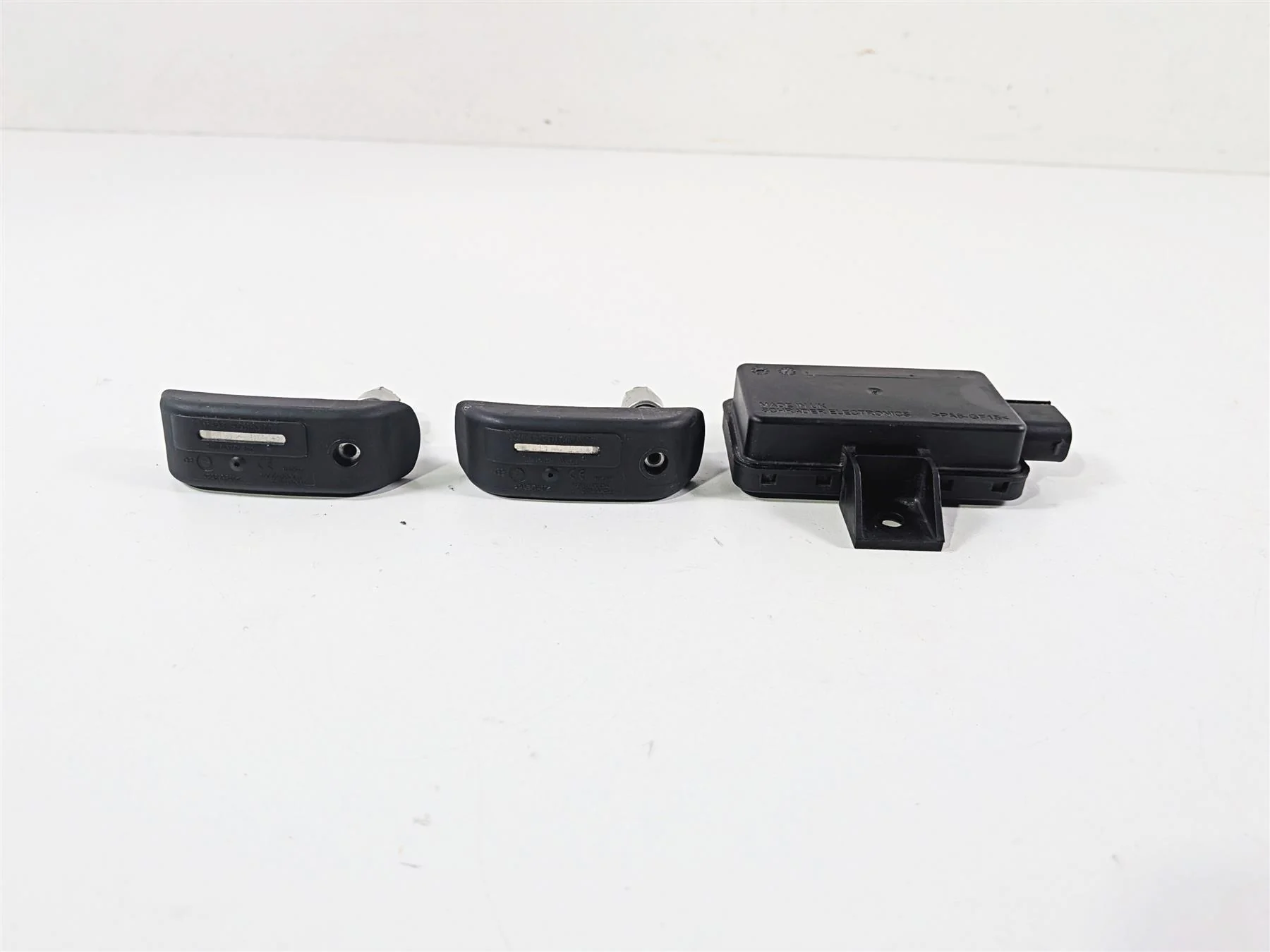 2016 BMW R1200 GS K50 Rdc Sensor & Tire Sensors 65758546222 & 65759832031 - Image 2