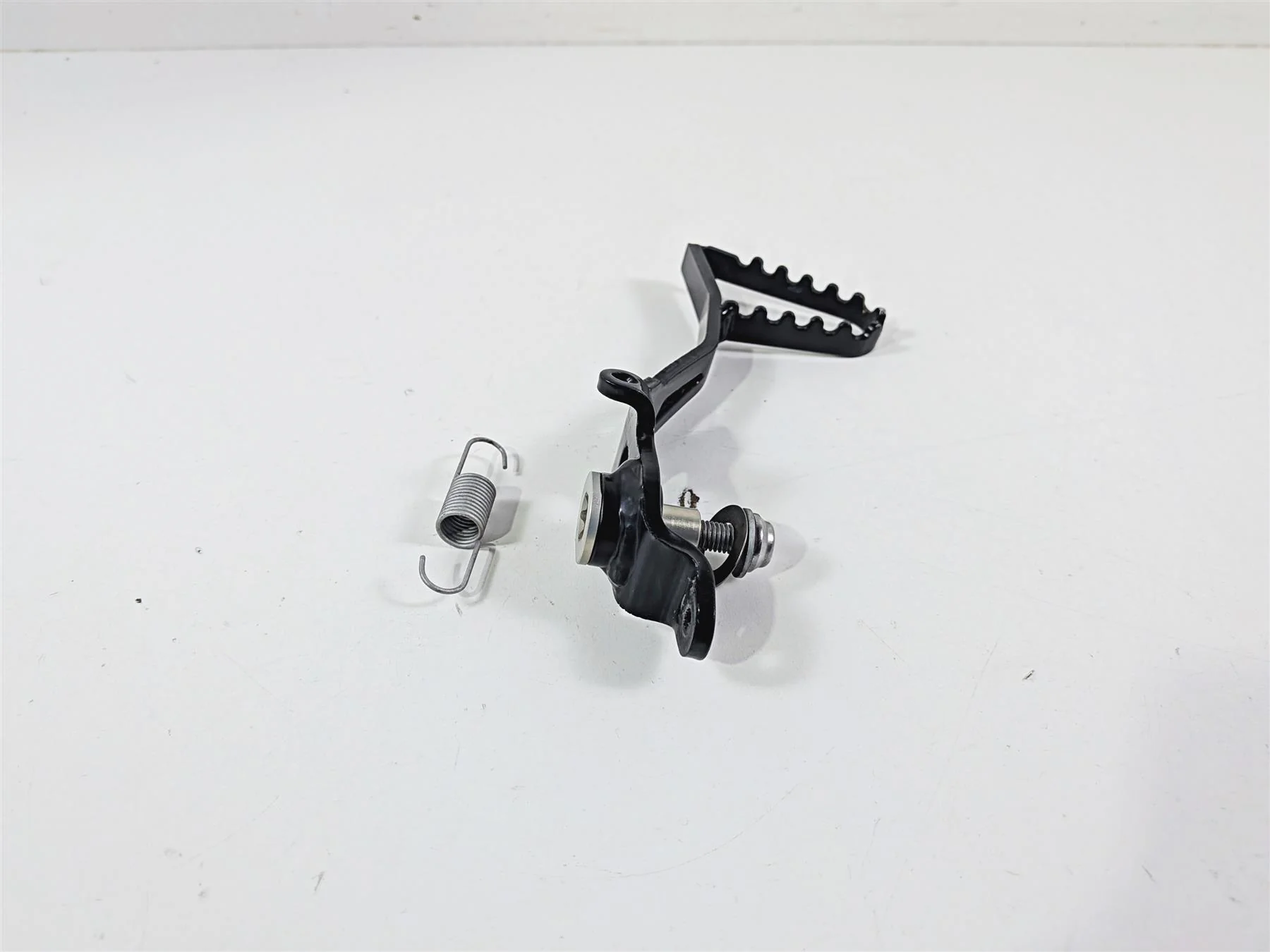 2016 BMW R1200 GS K50 Rear Brake Lever Pedal 35218530611 - Image 4