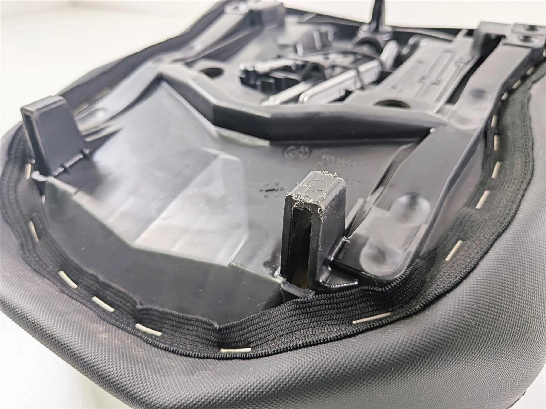 2016 BMW R1200 GS K50 Rear Passenger Seat Saddle 52538564242 - Image 7