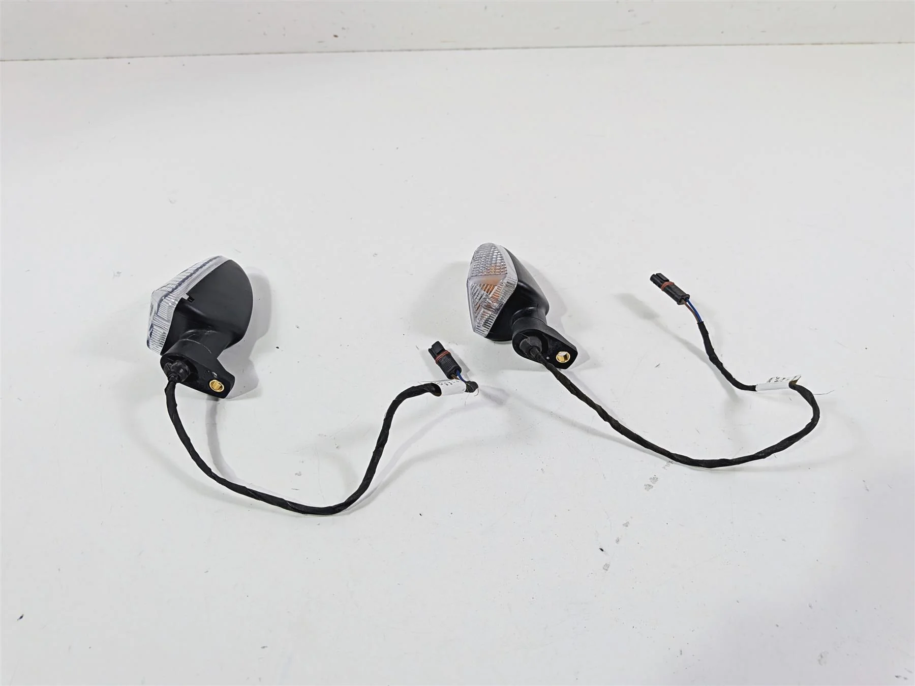2016 BMW R1200 GS K50 Rear Turn Signal Set 63138534352 - Image 4
