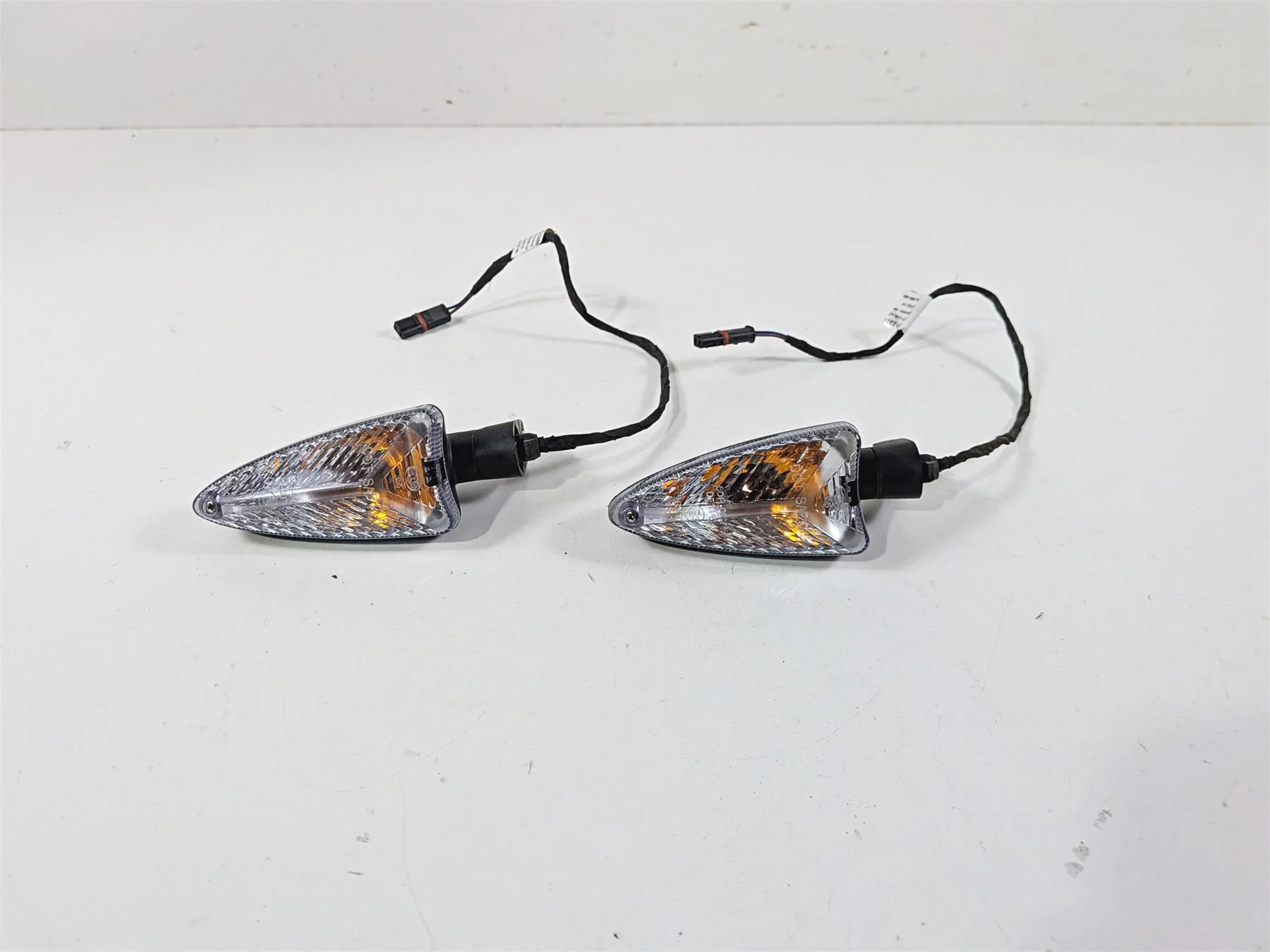 2016 BMW R1200 GS K50 Rear Turn Signal Set 63138534352 - Image 5