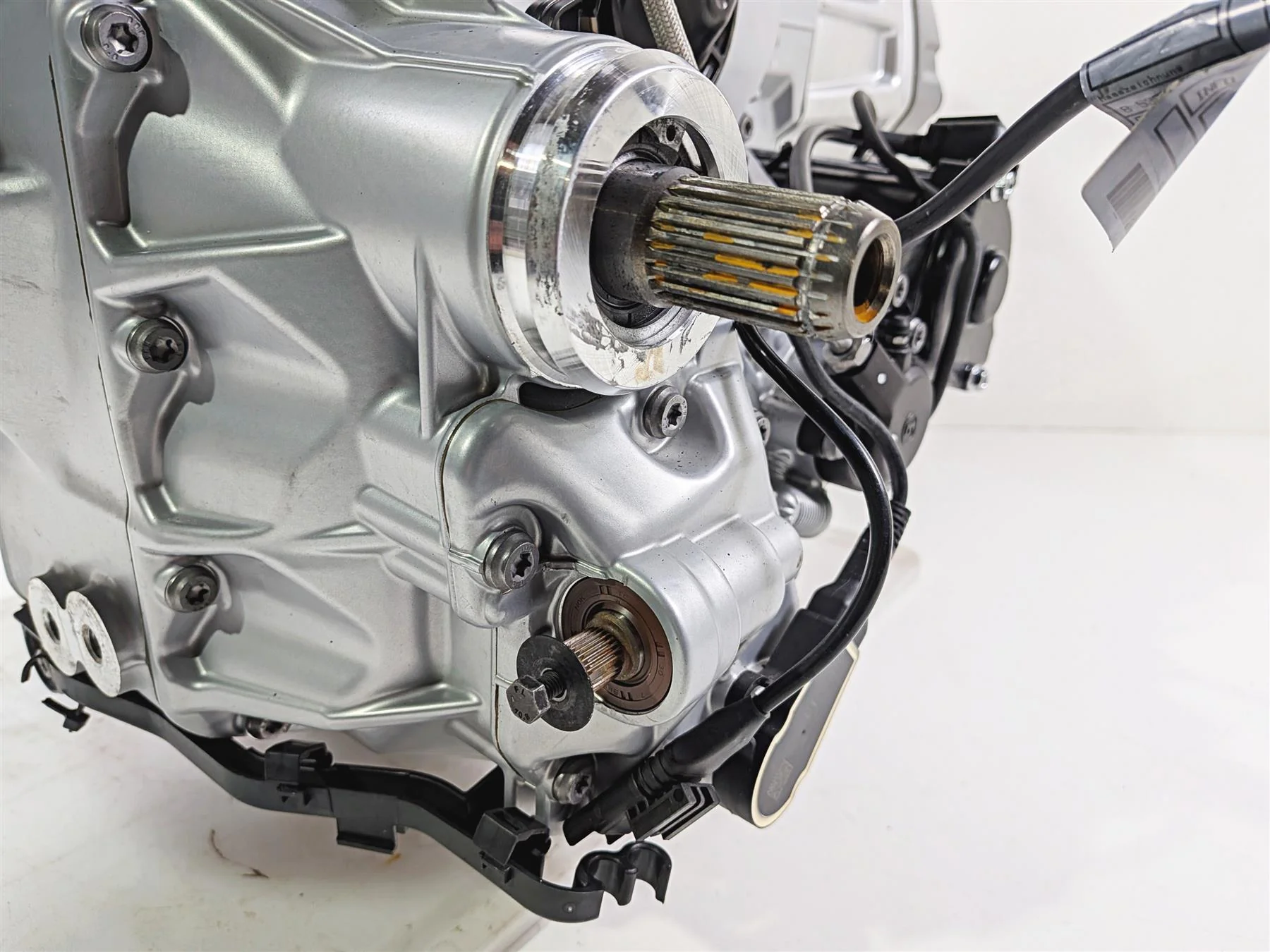 2016 BMW R1200 GS K50 Running Engine Transmission + Trailing Arm 46k 11008389099 - Image 7