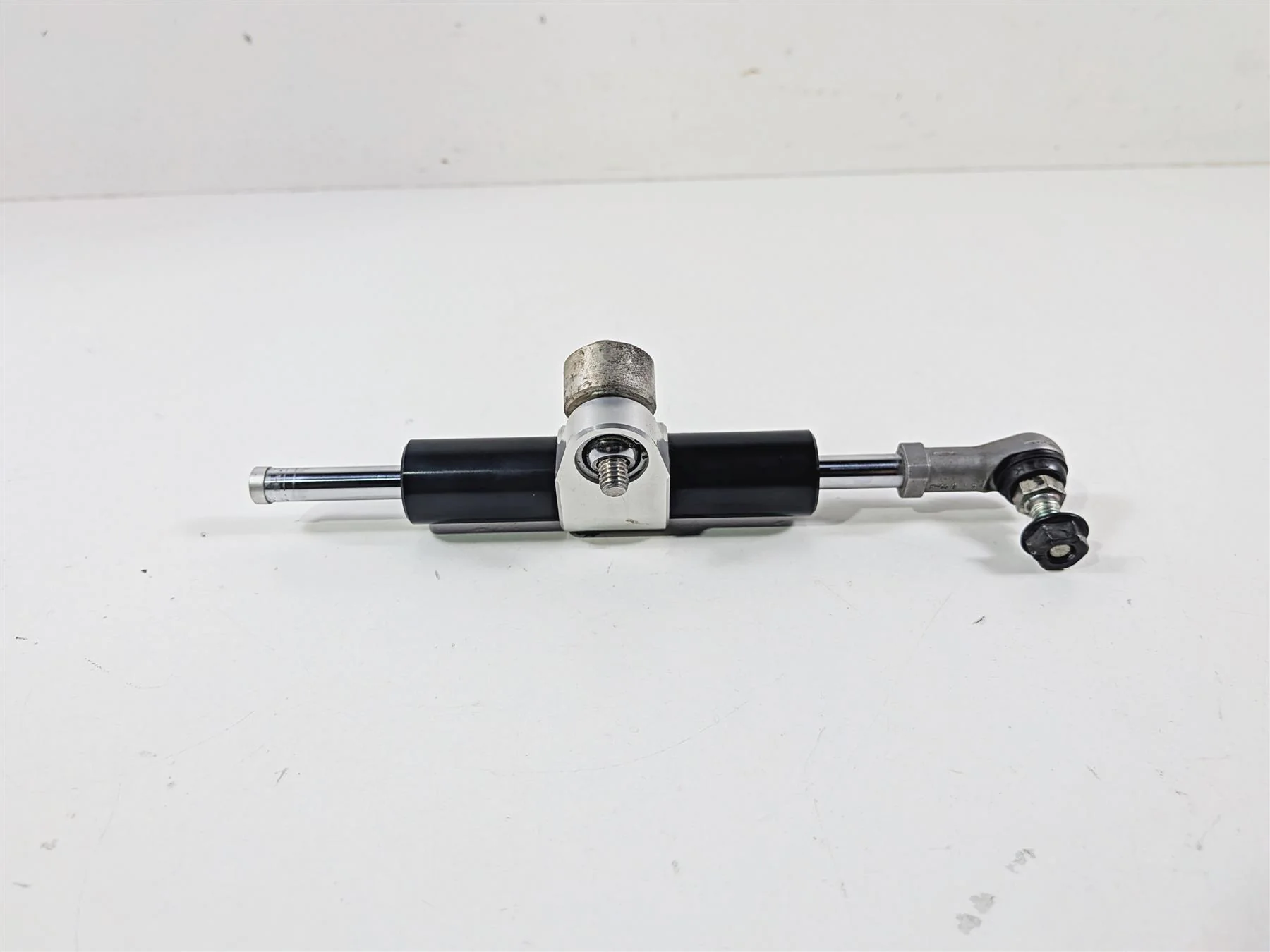 2016 BMW R1200 GS K50 Steering Damper & Mounts 32768549363 - Image 4